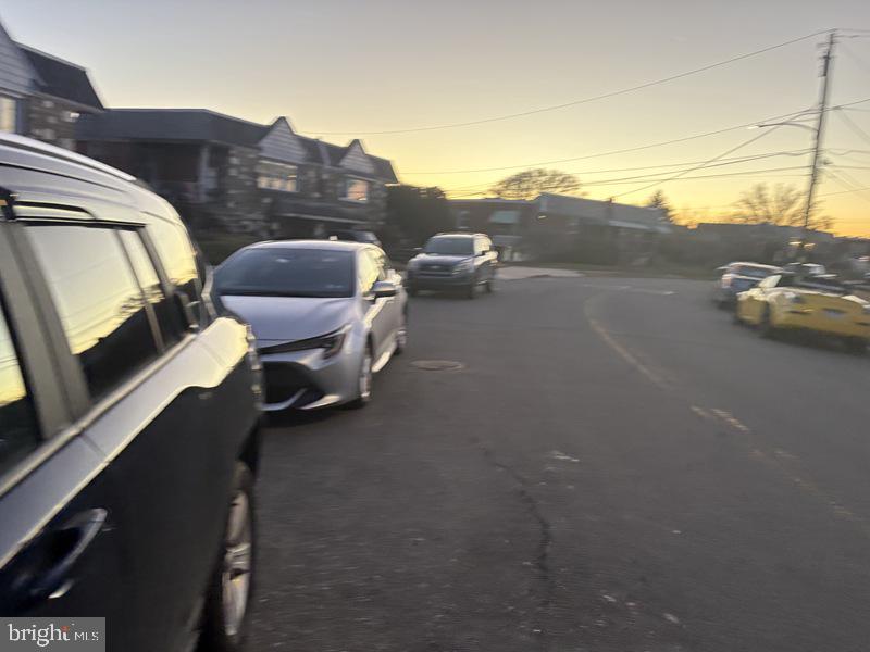 FOX CHASE - Residential