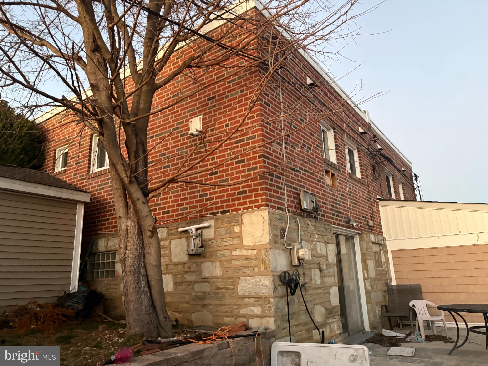 FOX CHASE - Residential