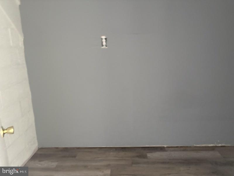 FOX CHASE - Residential