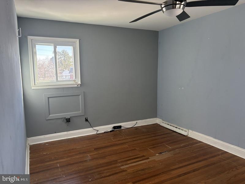 FOX CHASE - Residential