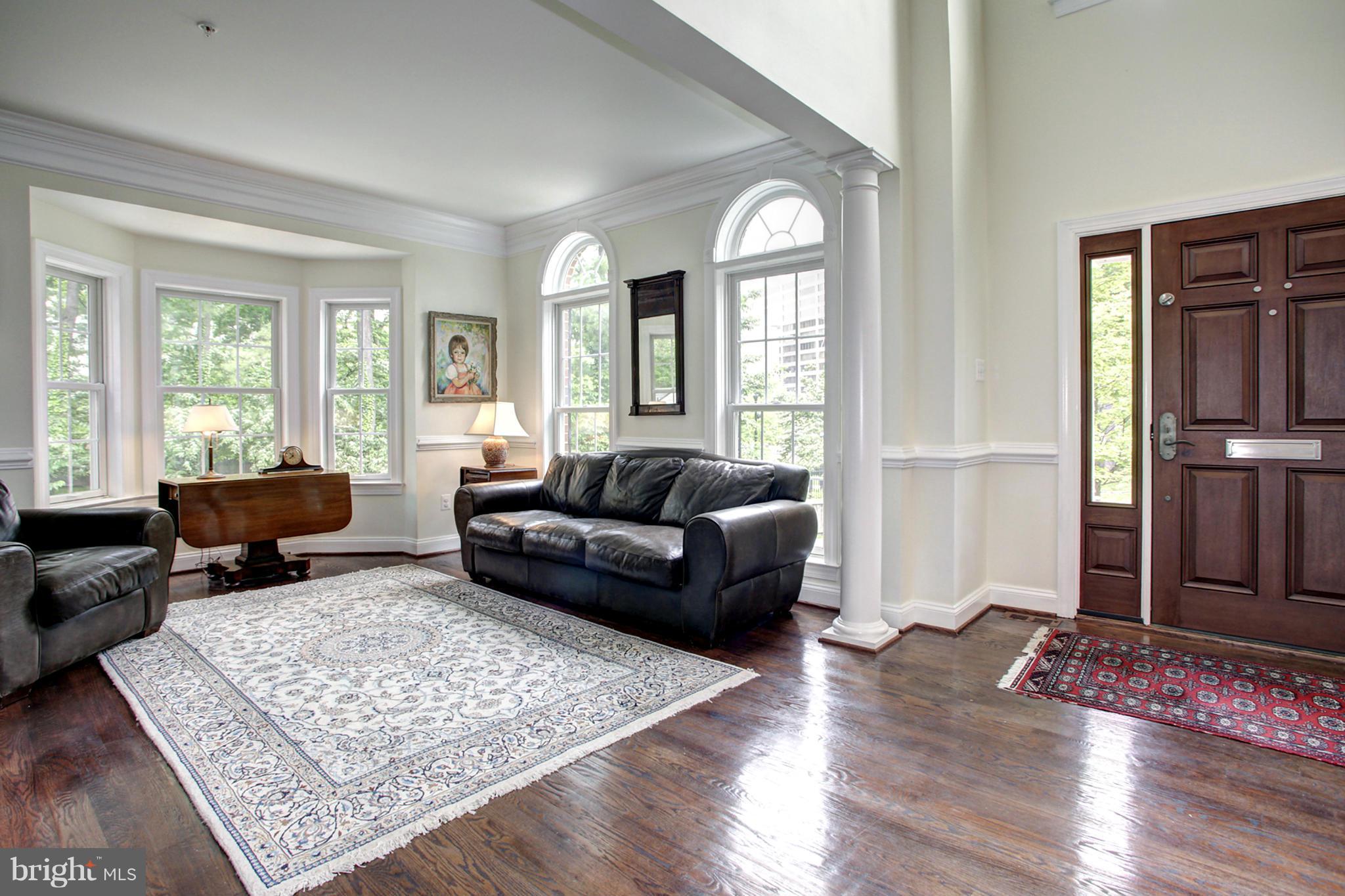 CHEVY CHASE - Residential