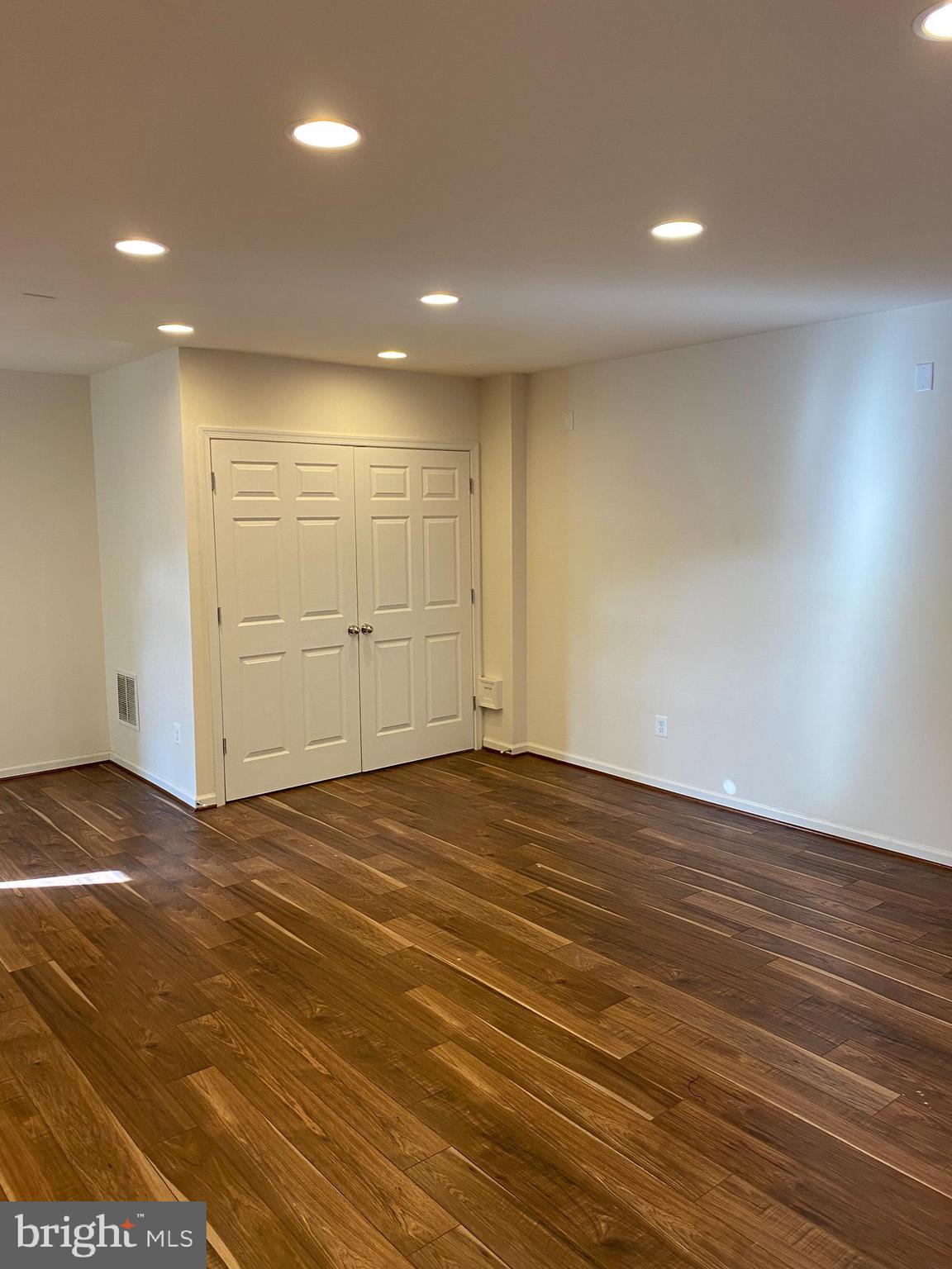 104 BRASSTOWN LOOP