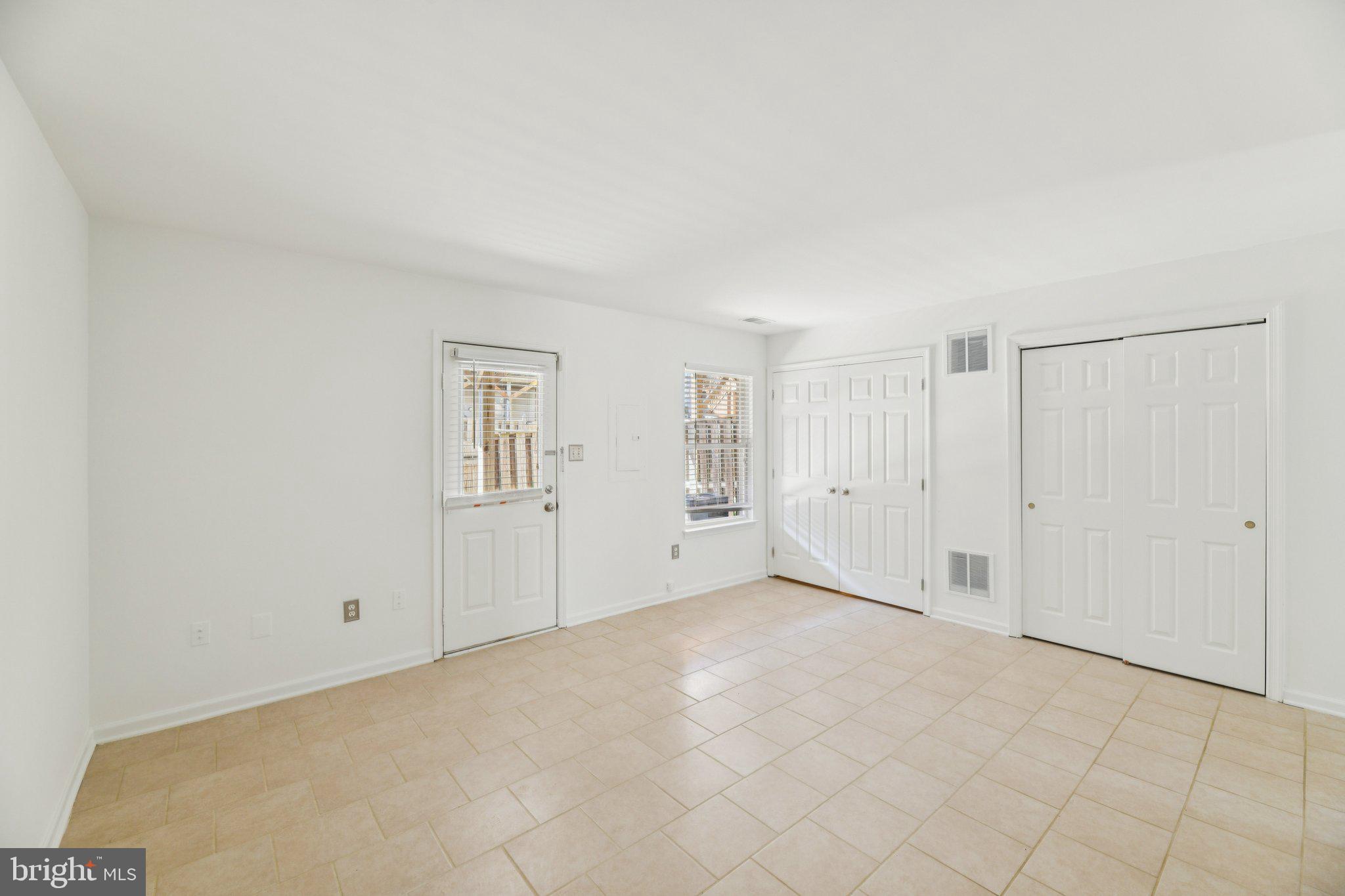 CUB RUN - Residential Lease