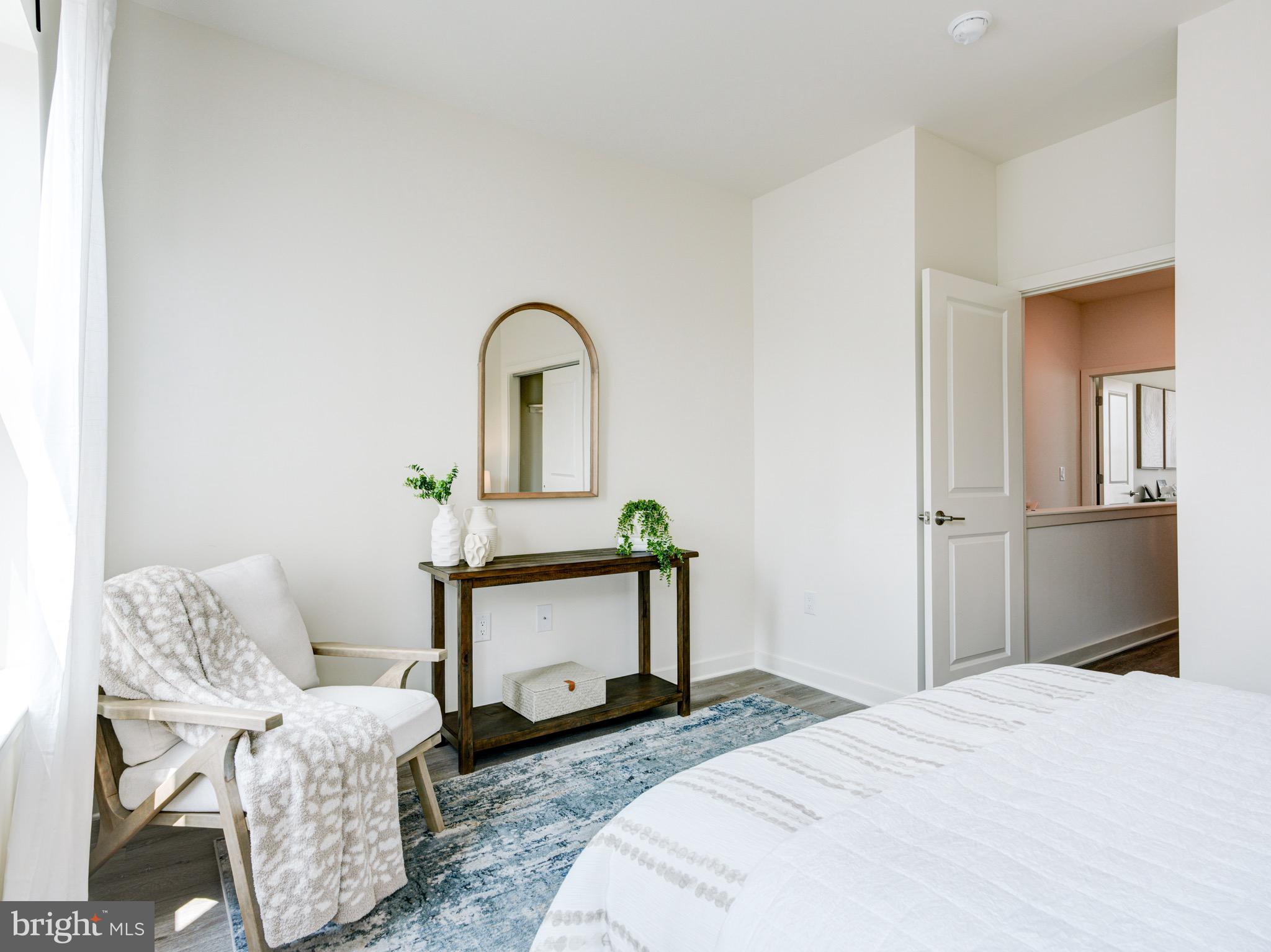 PORT RICHMOND - Residential