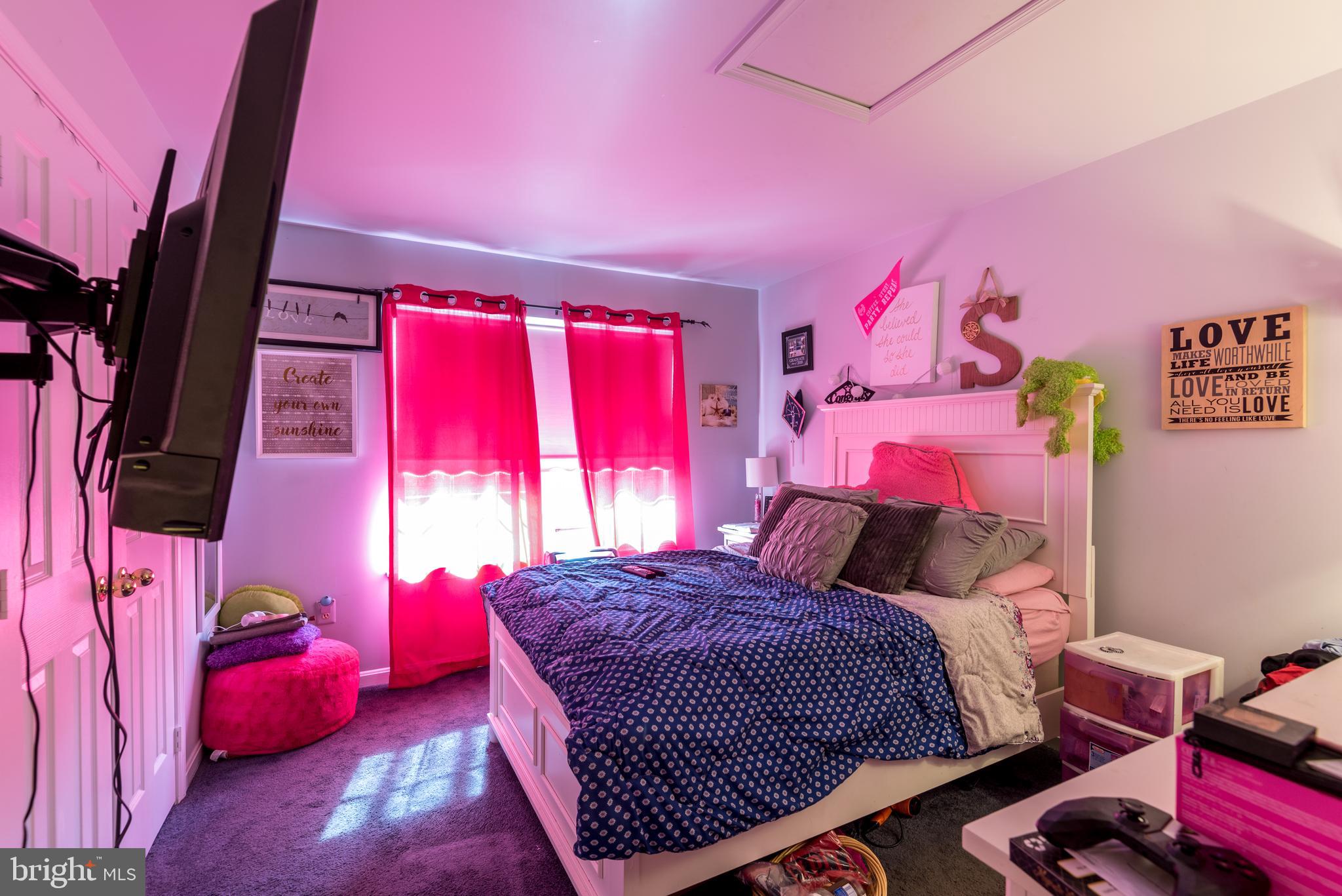 SPRING HAVEN WOODS - Residential