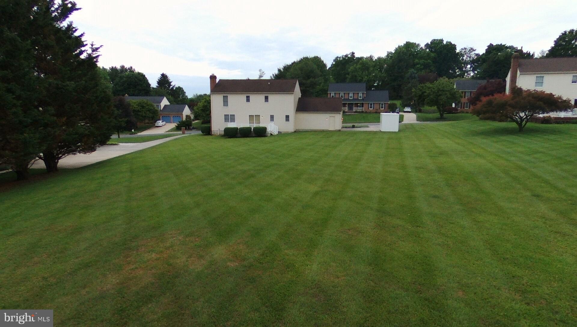 TUDOR MANOR - Residential