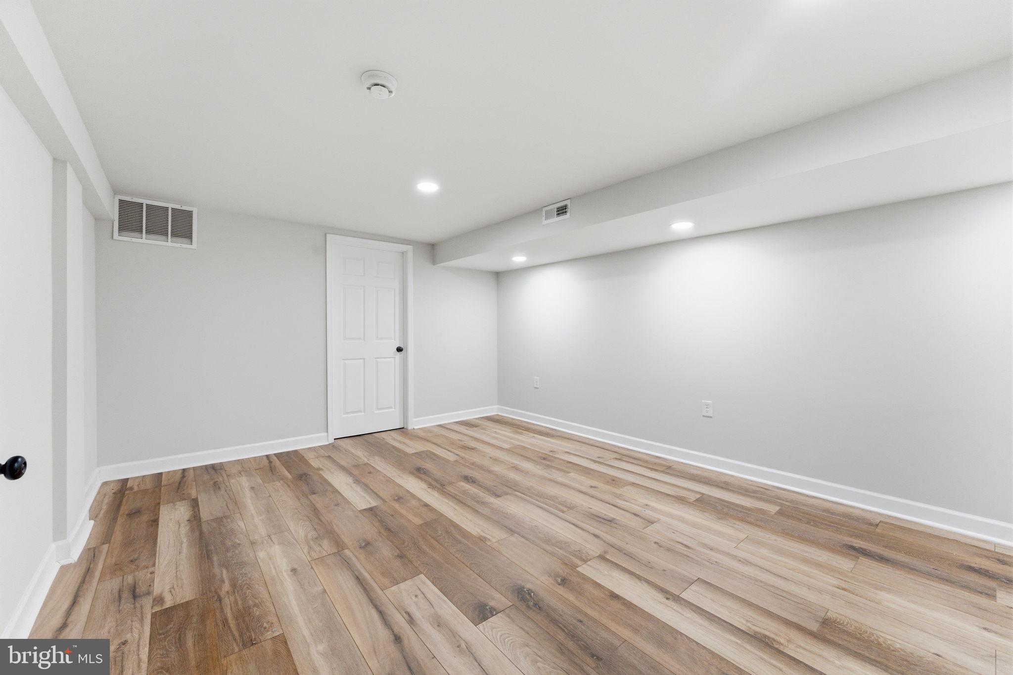GREENWAY HILLS - Residential