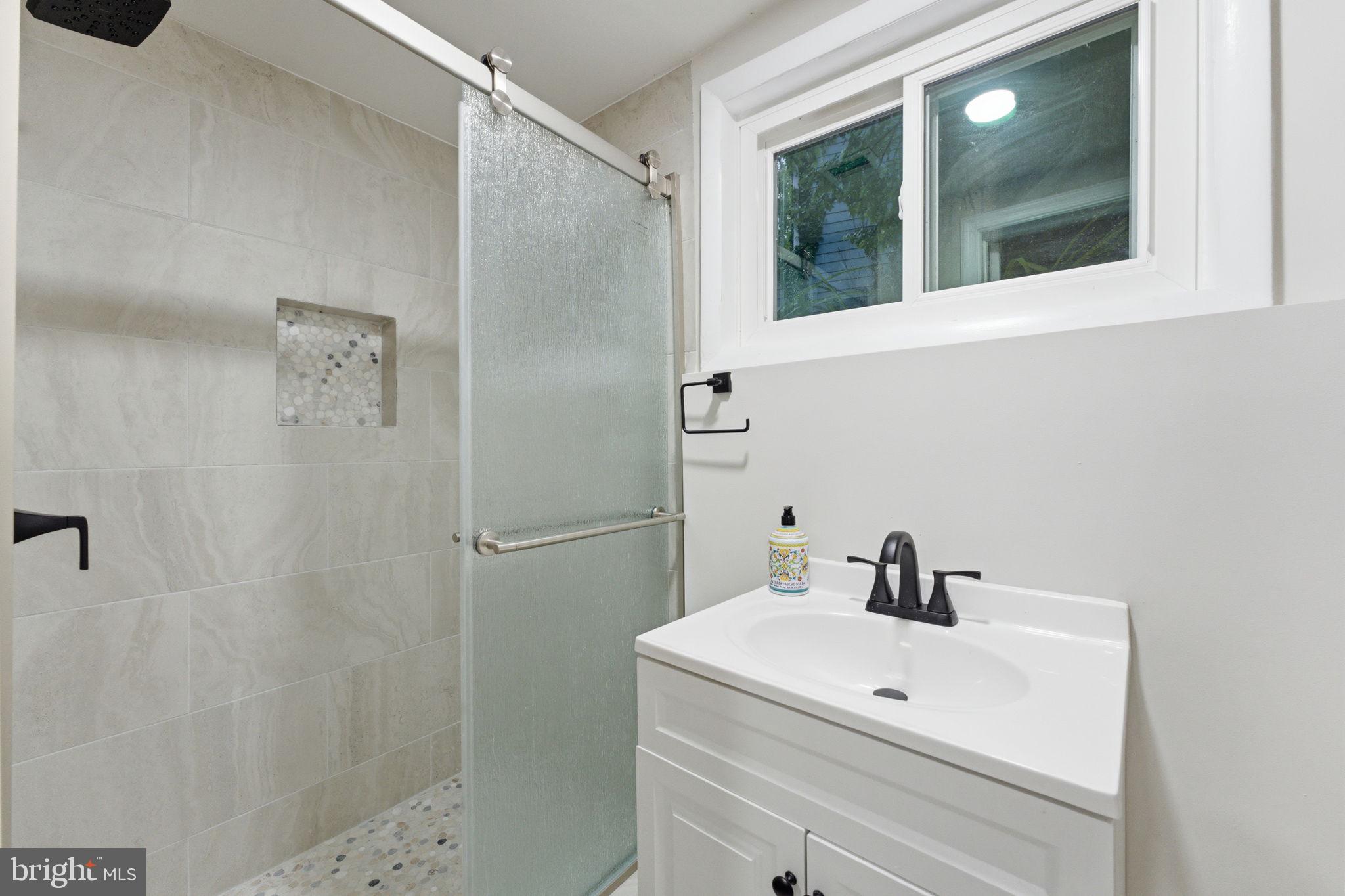 GREENWAY HILLS - Residential
