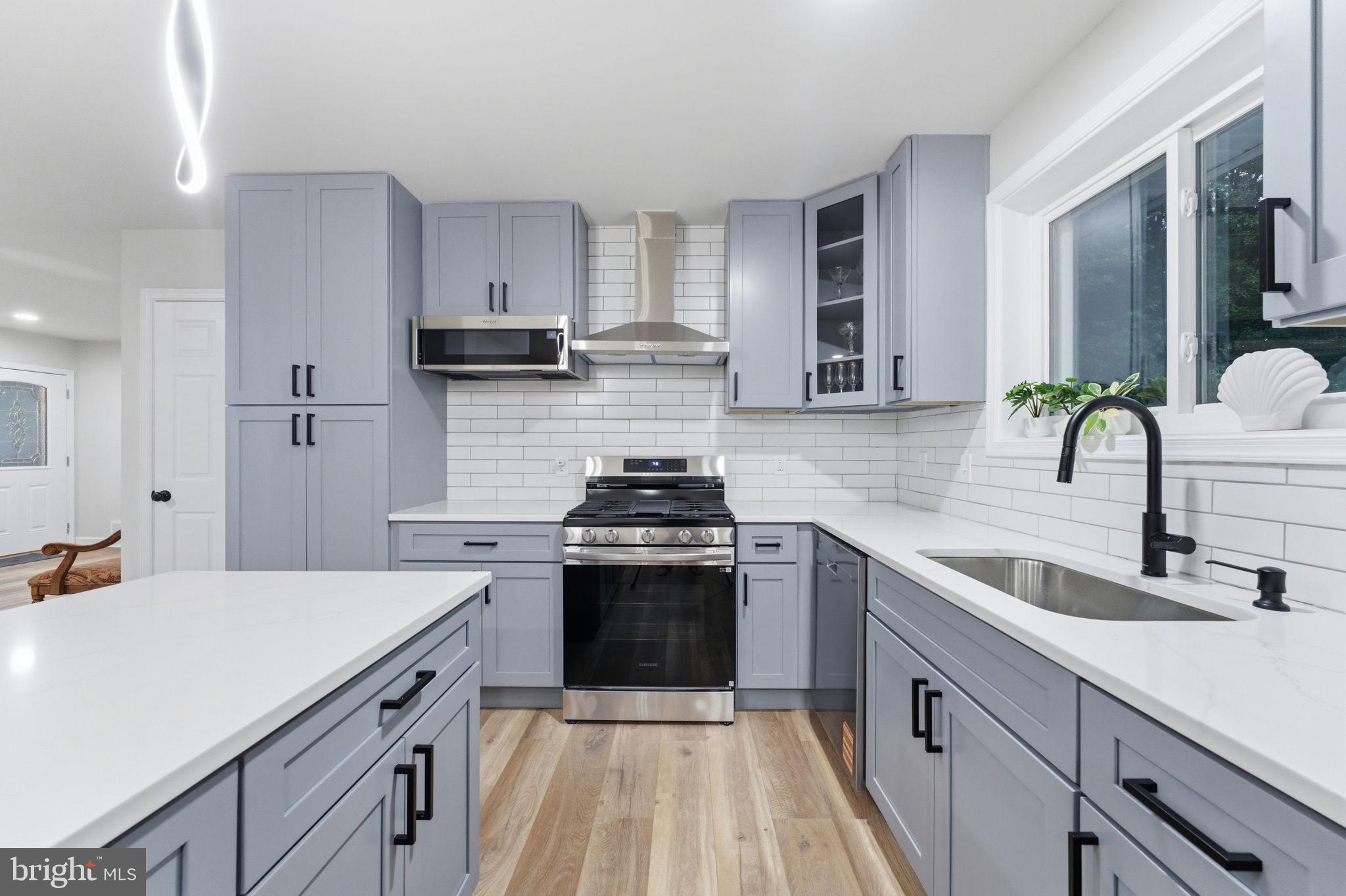 GREENWAY HILLS - Residential