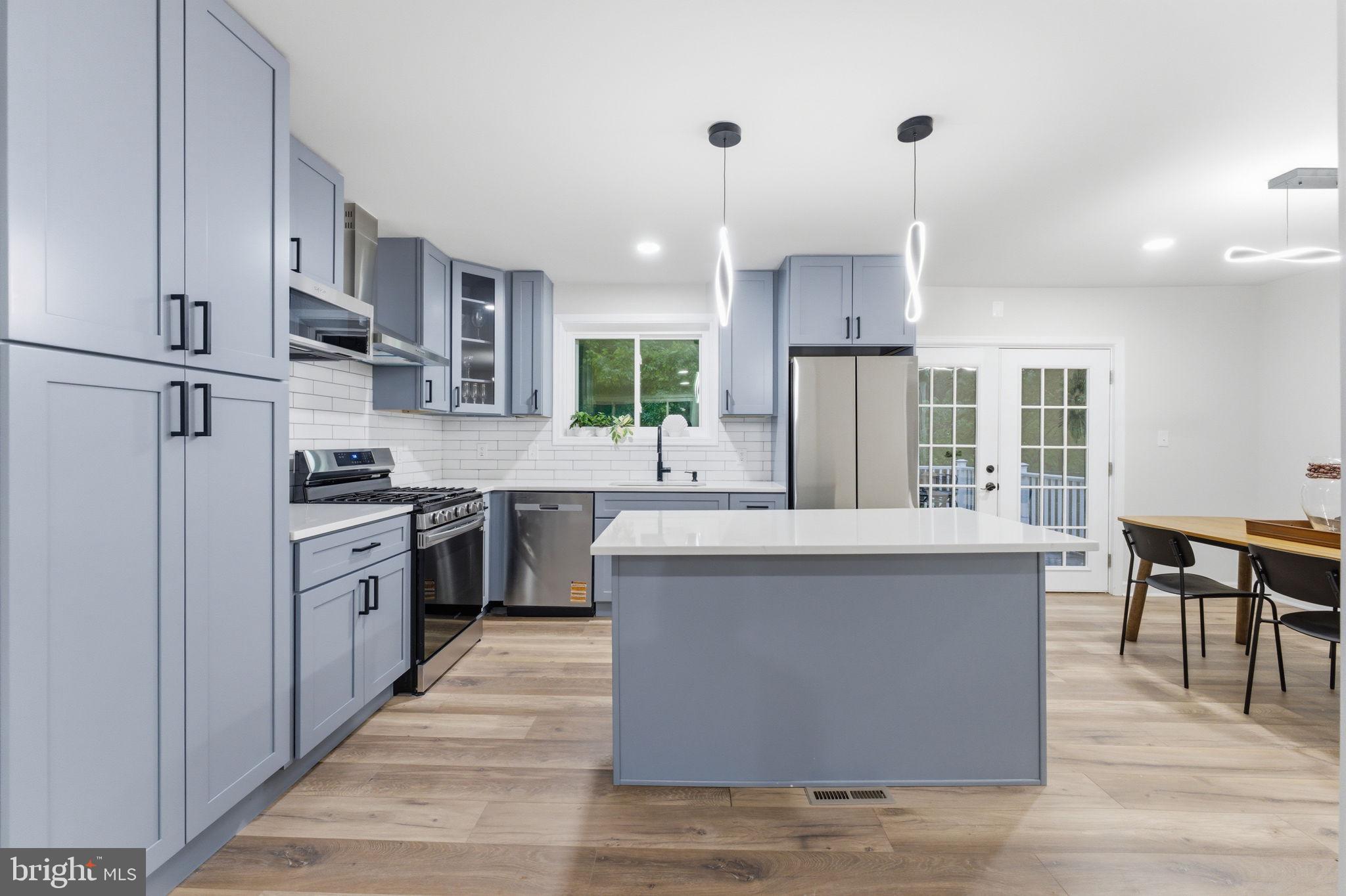 GREENWAY HILLS - Residential