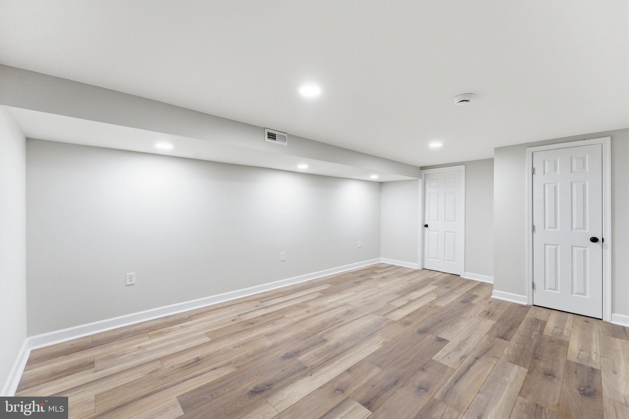 GREENWAY HILLS - Residential