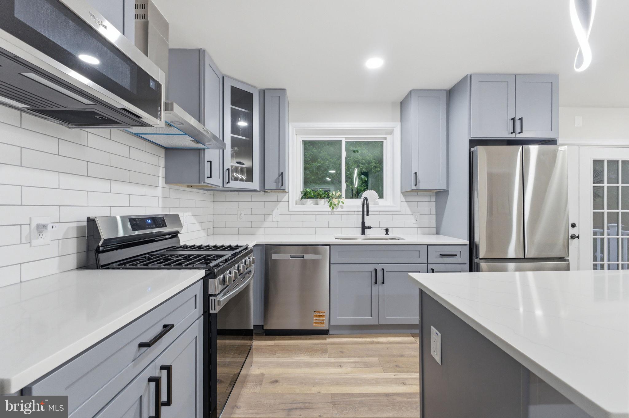 GREENWAY HILLS - Residential