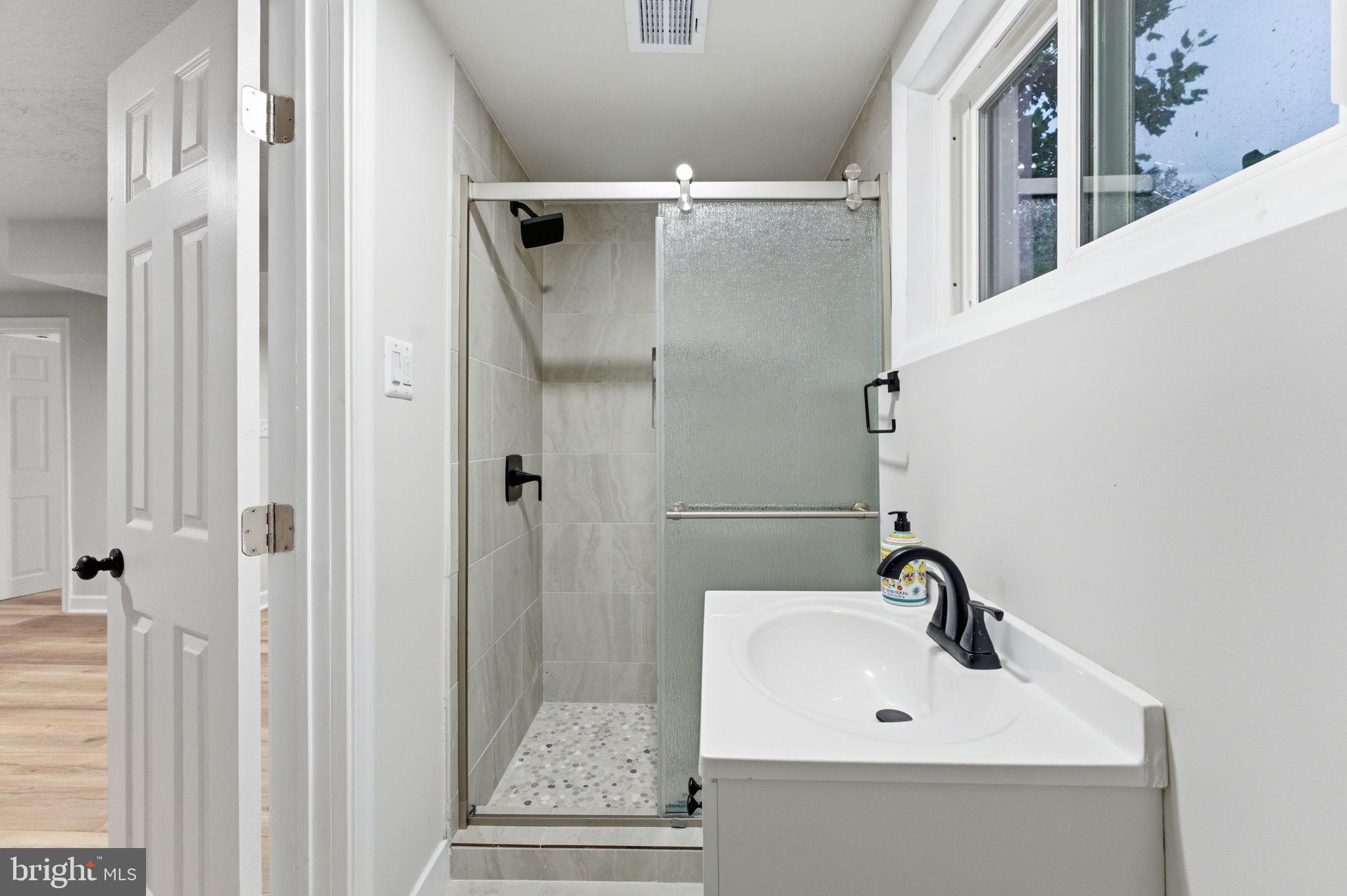 GREENWAY HILLS - Residential