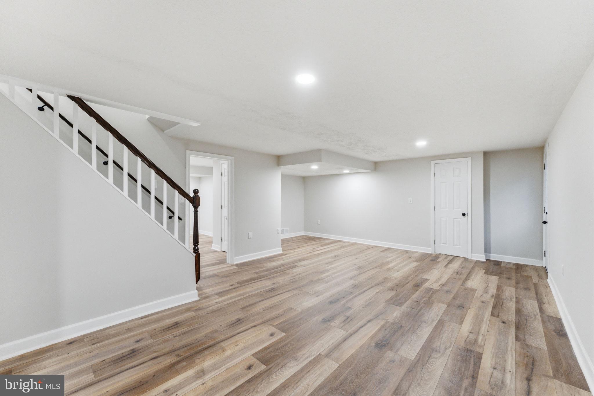 GREENWAY HILLS - Residential