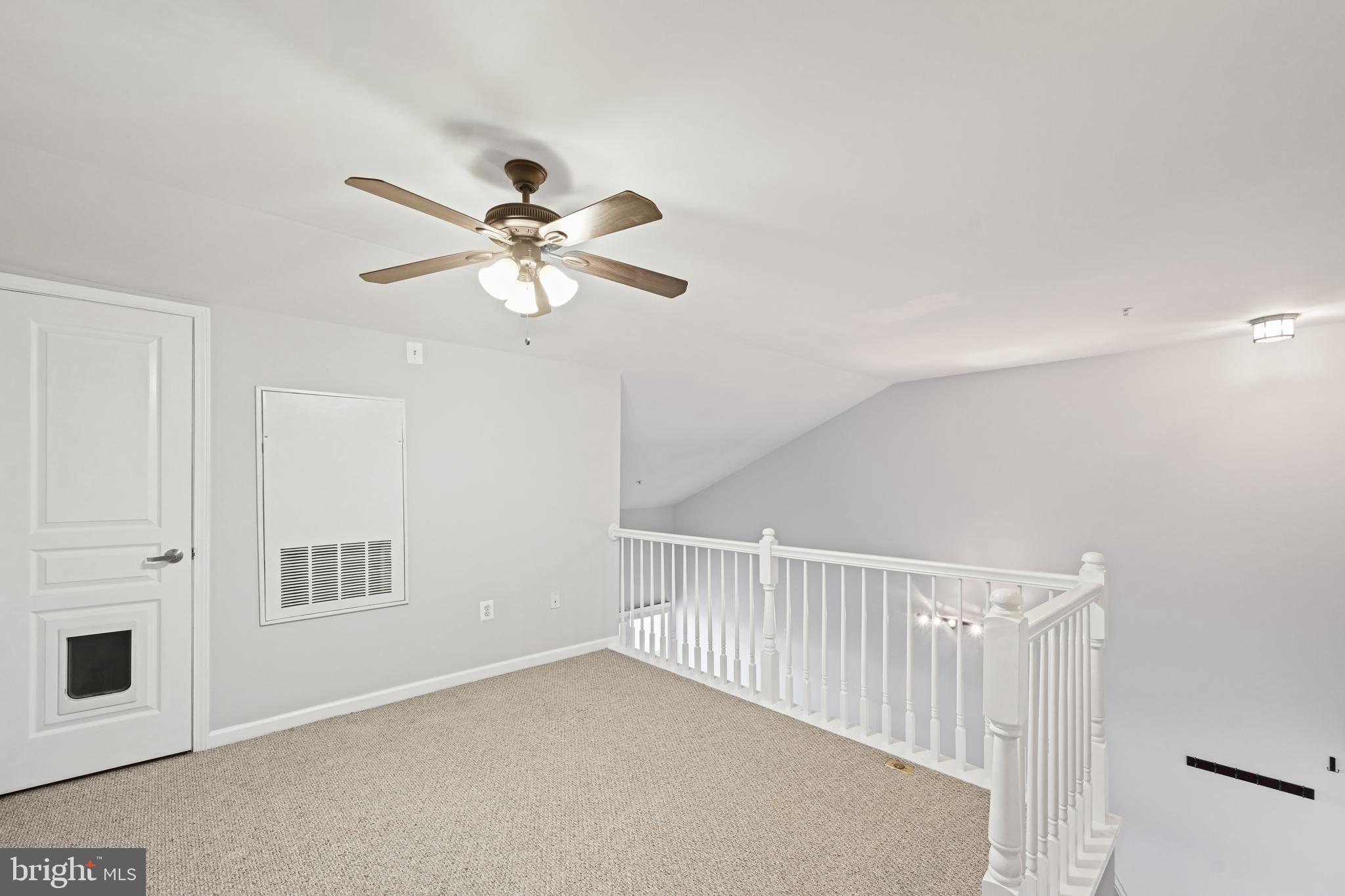 SAVOY AT RESTON TOWN CENTER - Residential Lease