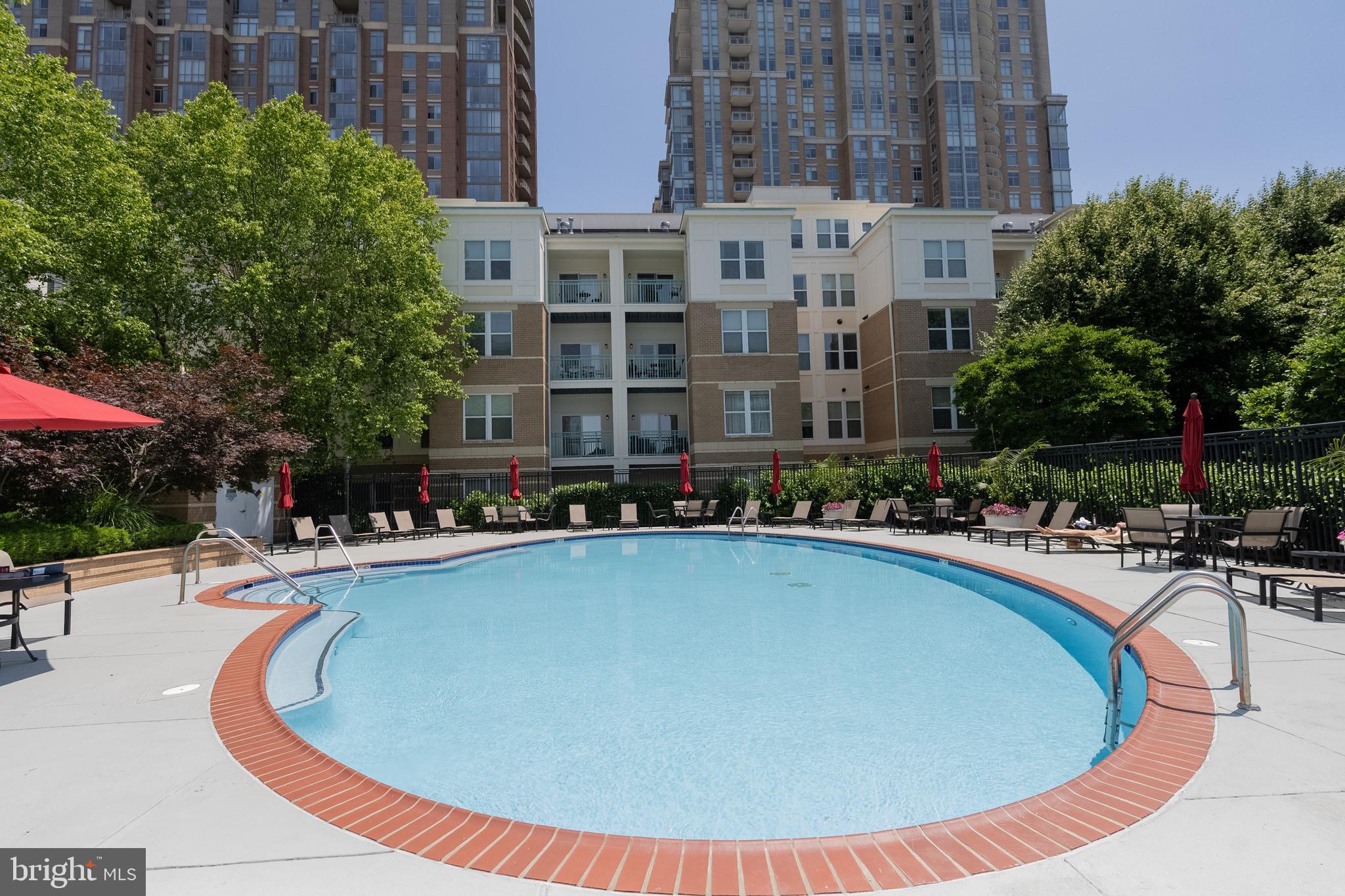 SAVOY AT RESTON TOWN CENTER - Residential Lease