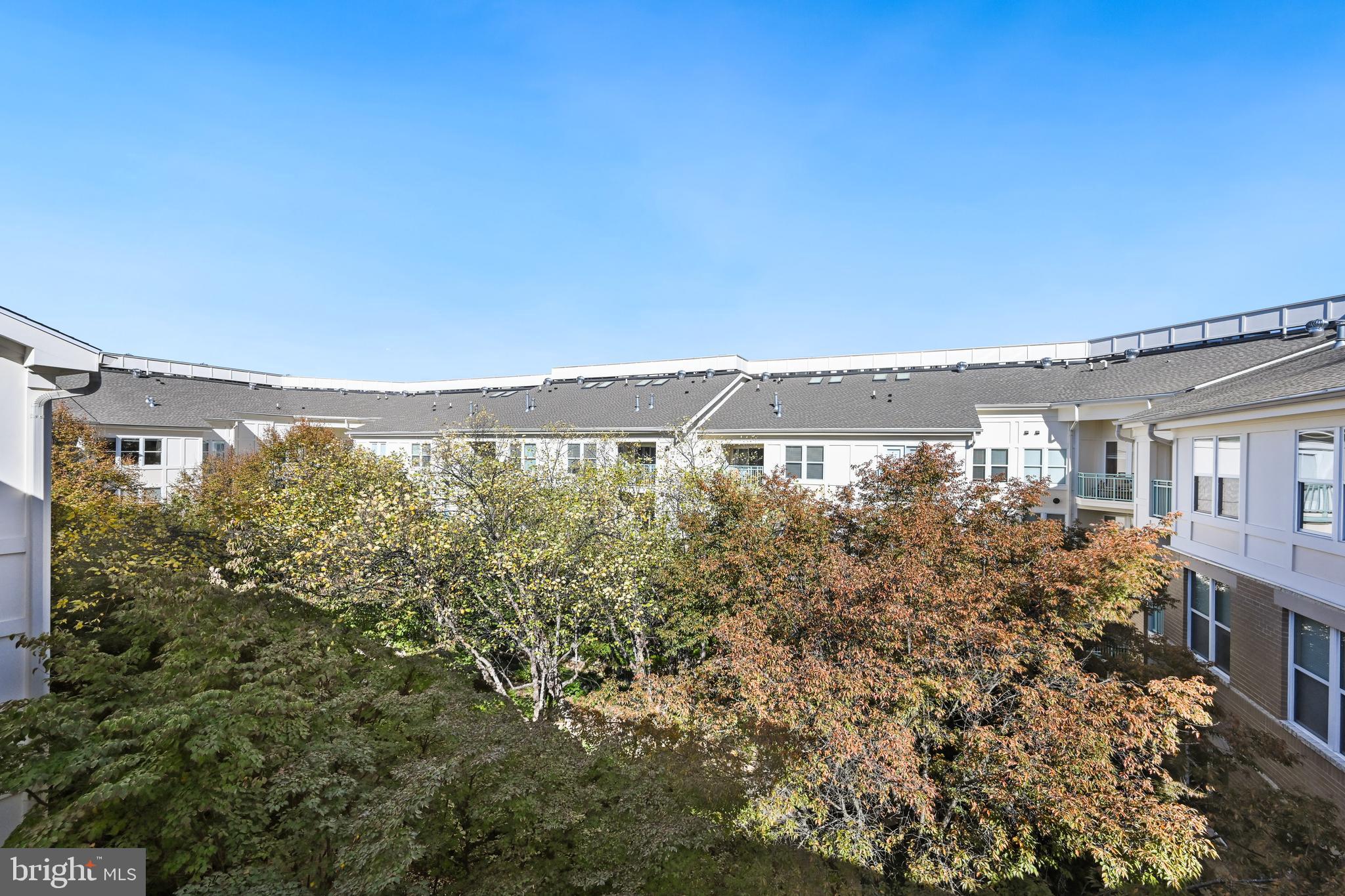 SAVOY AT RESTON TOWN CENTER - Residential Lease