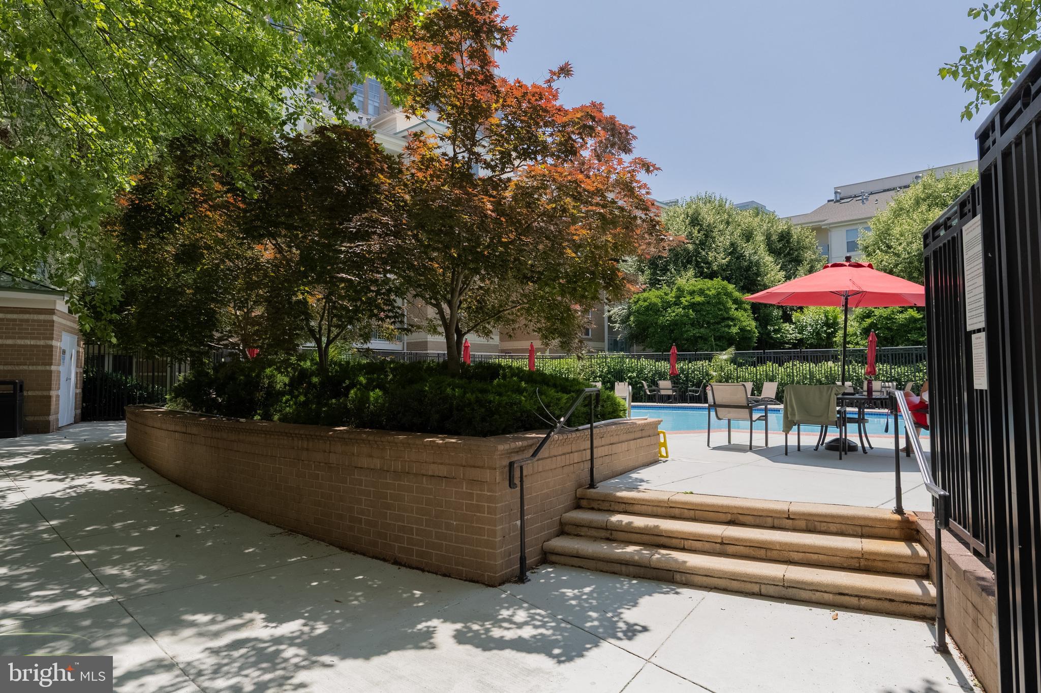 SAVOY AT RESTON TOWN CENTER - Residential Lease