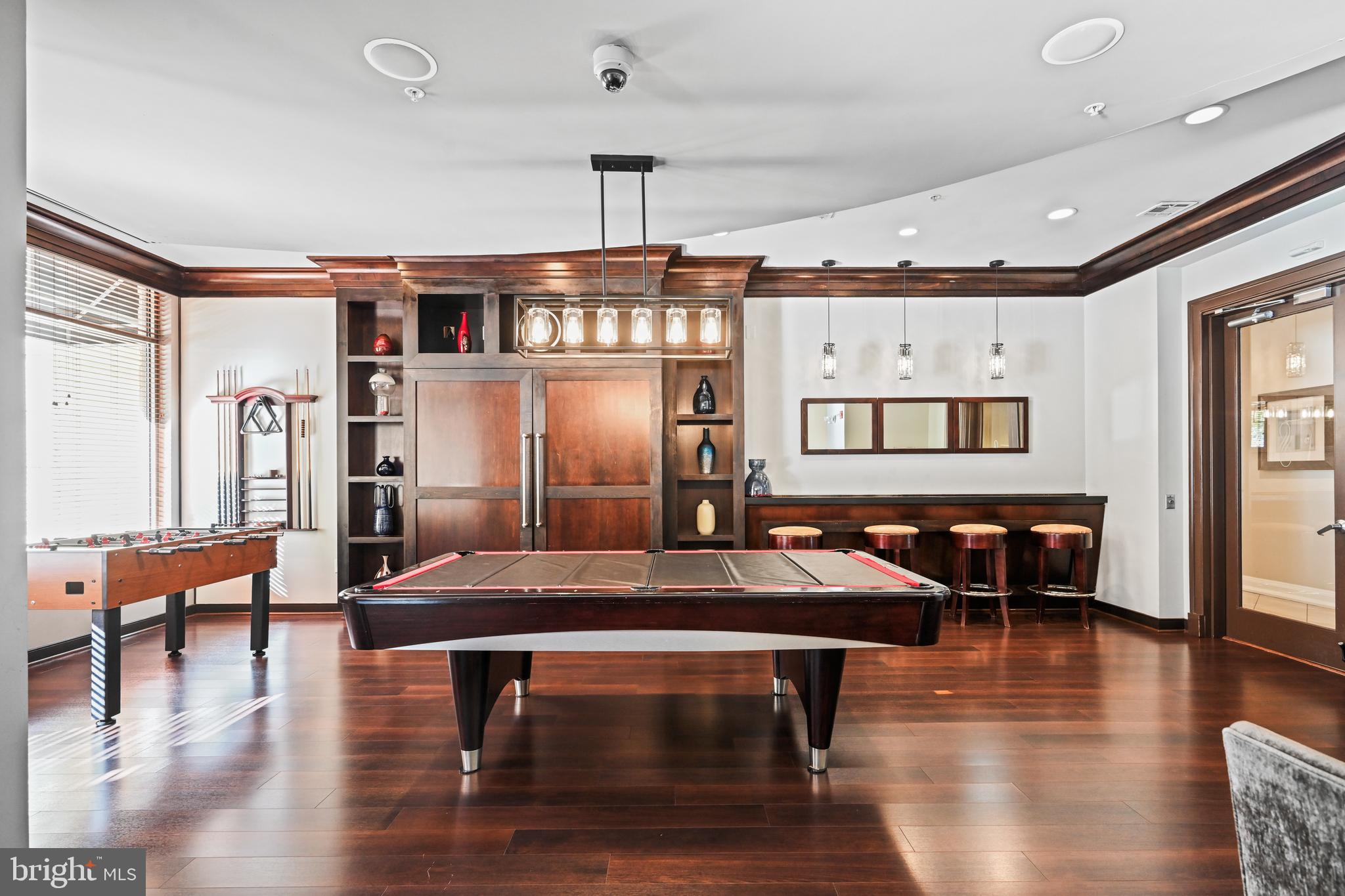 SAVOY AT RESTON TOWN CENTER - Residential Lease