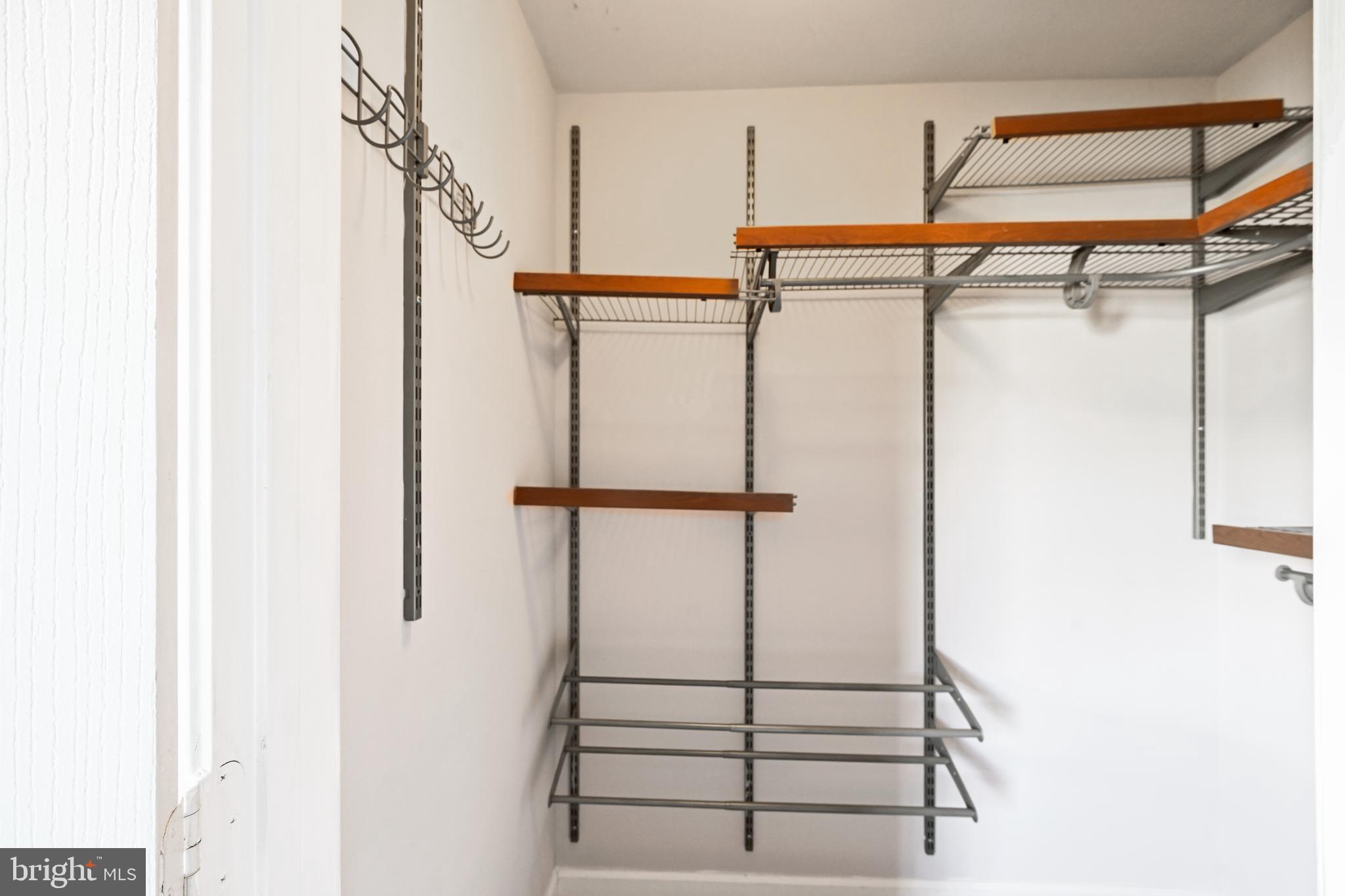 SAVOY AT RESTON TOWN CENTER - Residential Lease