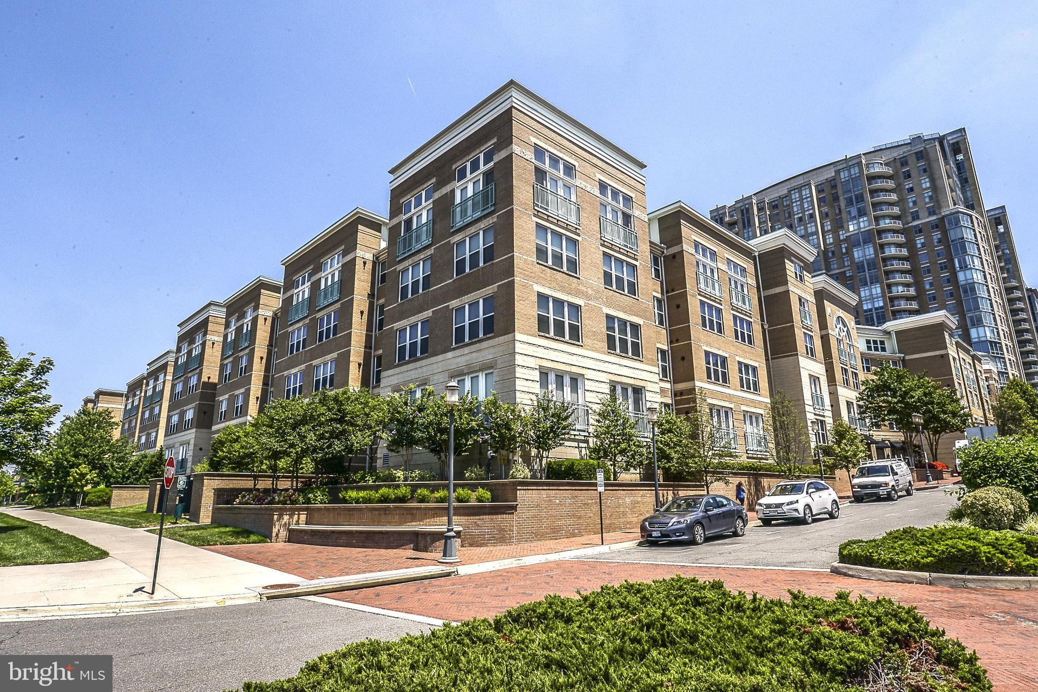 SAVOY AT RESTON TOWN CENTER - Residential Lease