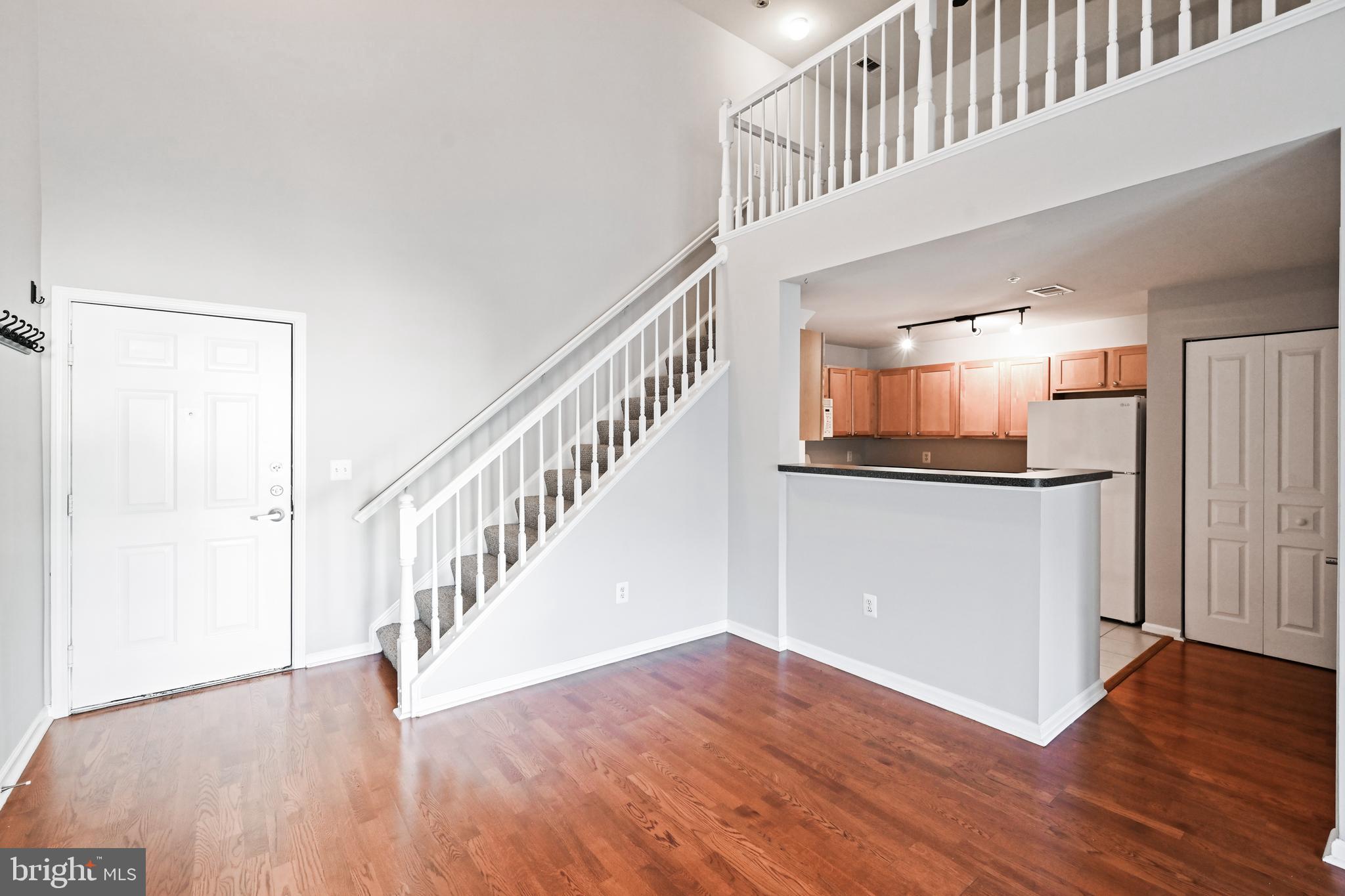 SAVOY AT RESTON TOWN CENTER - Residential Lease