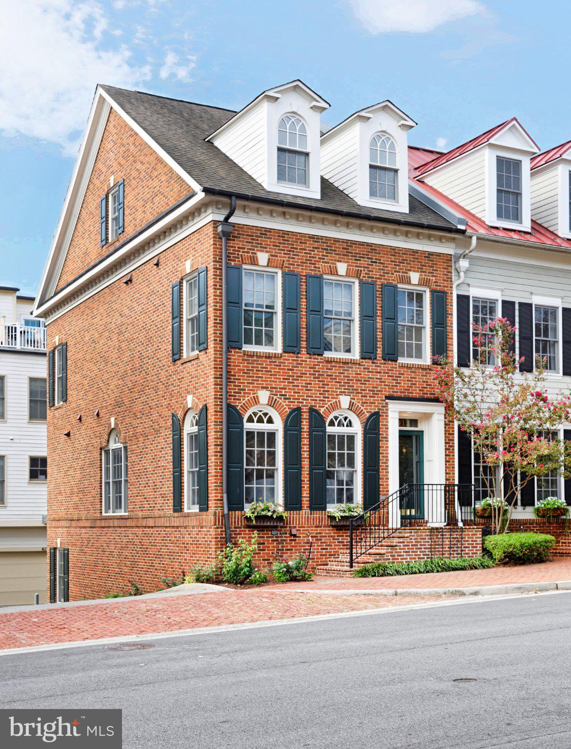 412 ORONOCO STREET