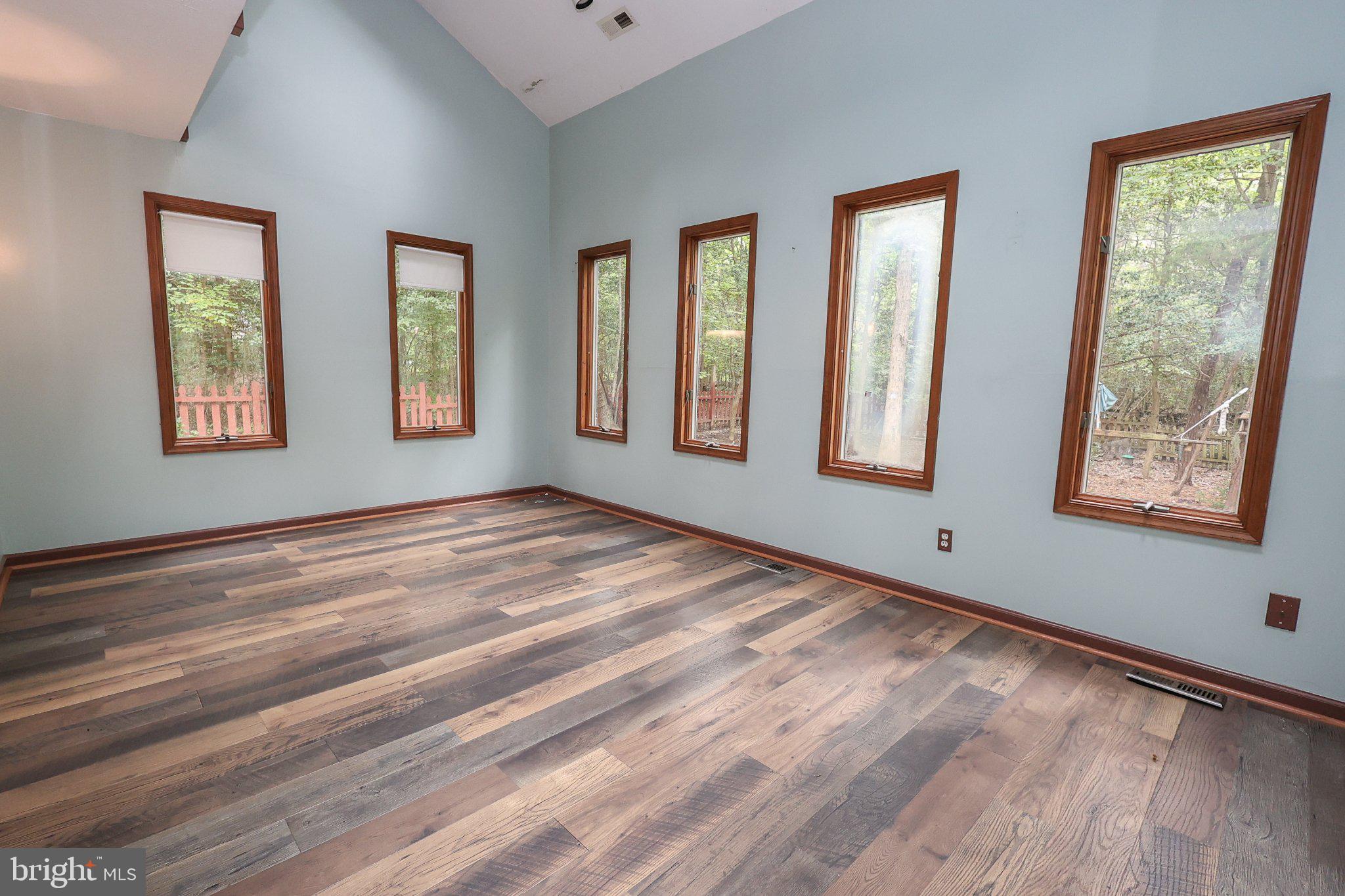 43261 CEDARWOOD COURT