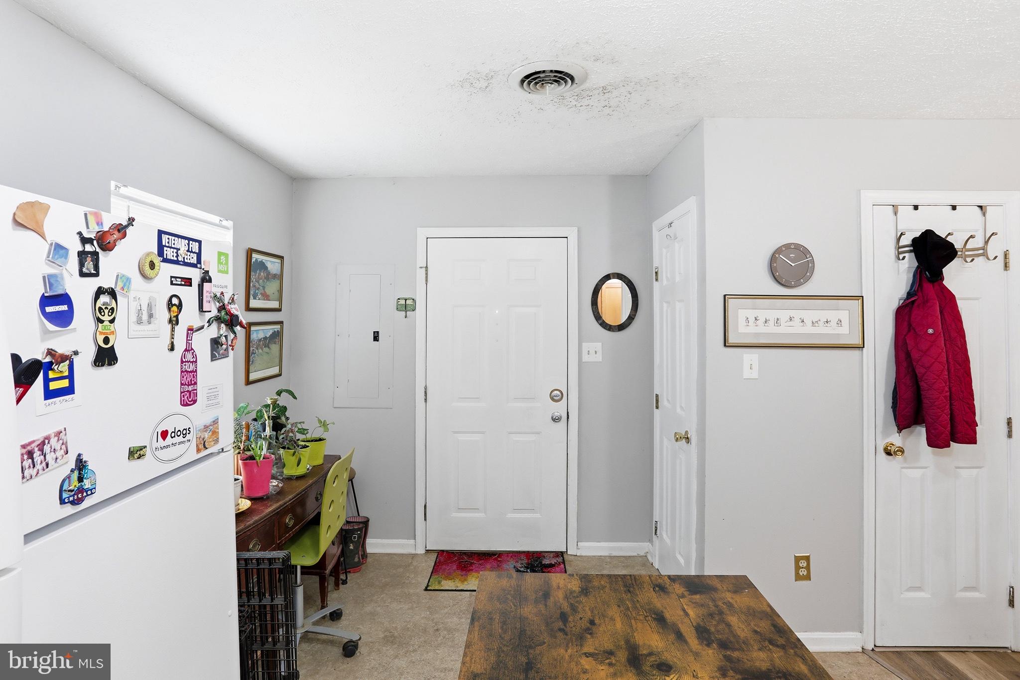 LIMESTONE COURT - Residential