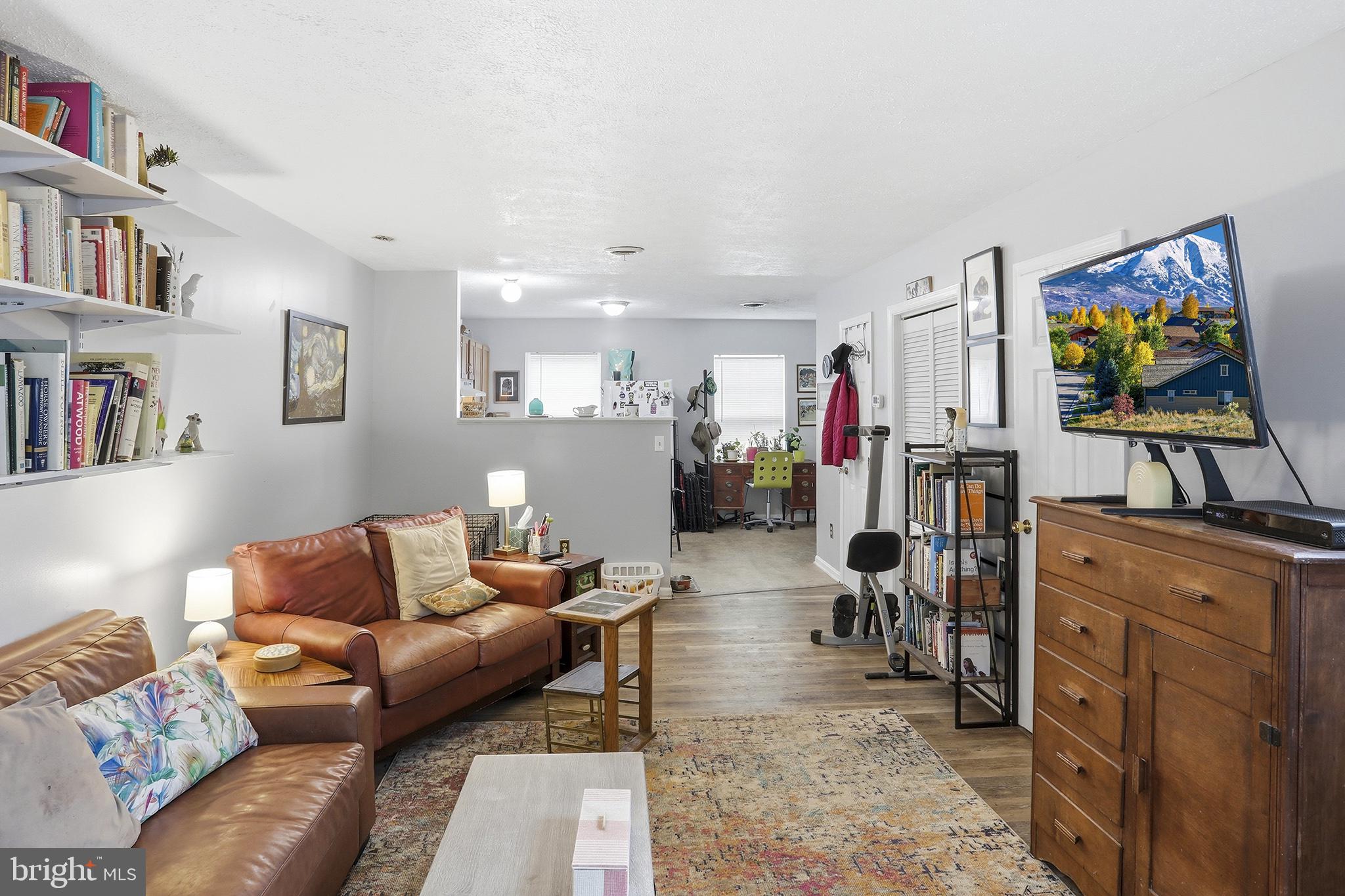 LIMESTONE COURT - Residential