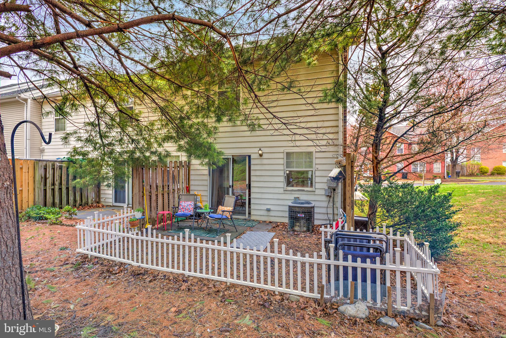 LIMESTONE COURT - Residential