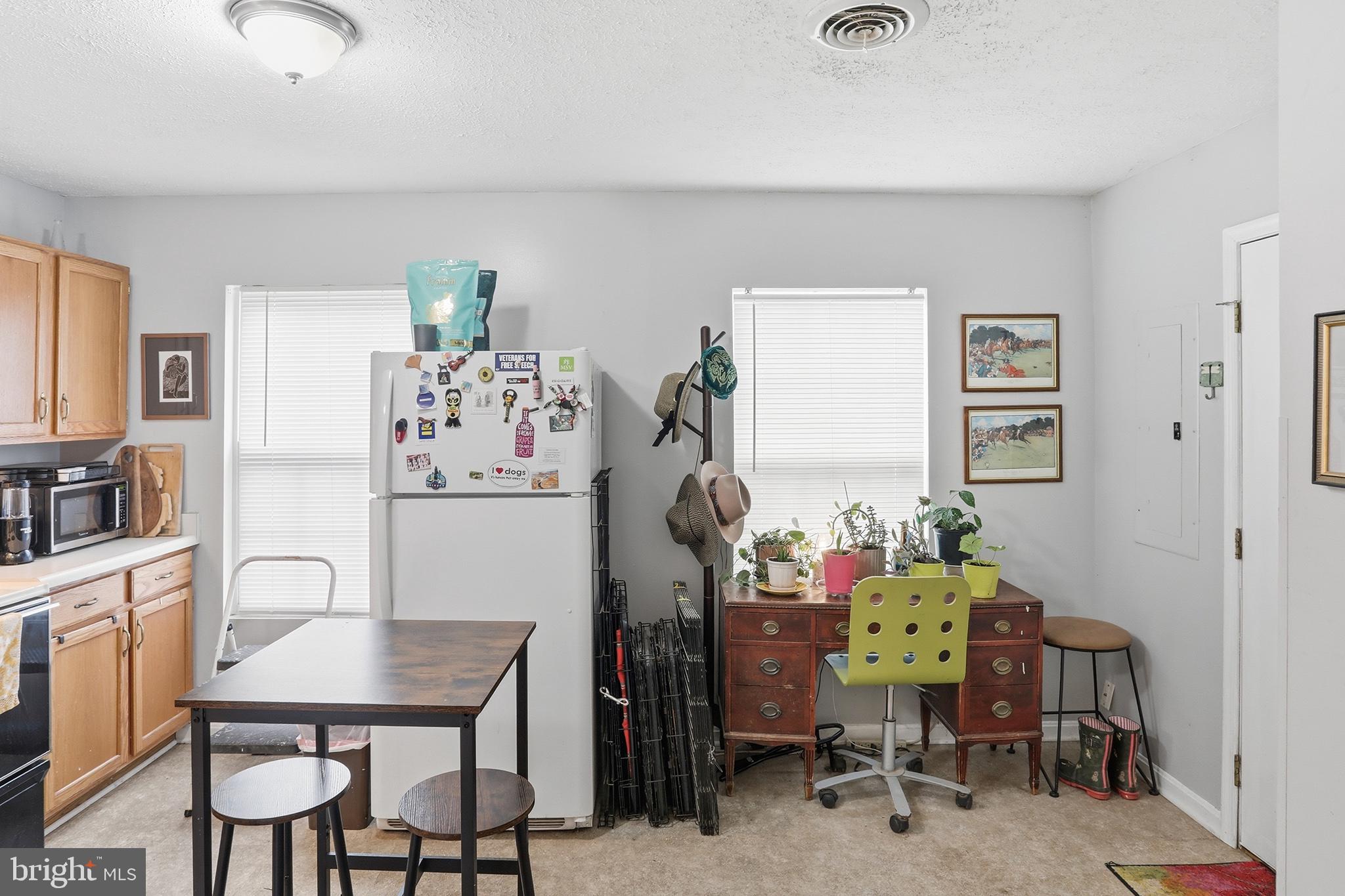 LIMESTONE COURT - Residential