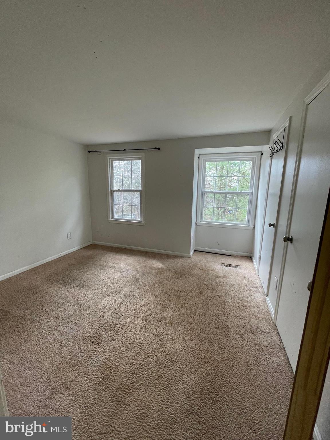 ESSEX PLACE - Residential