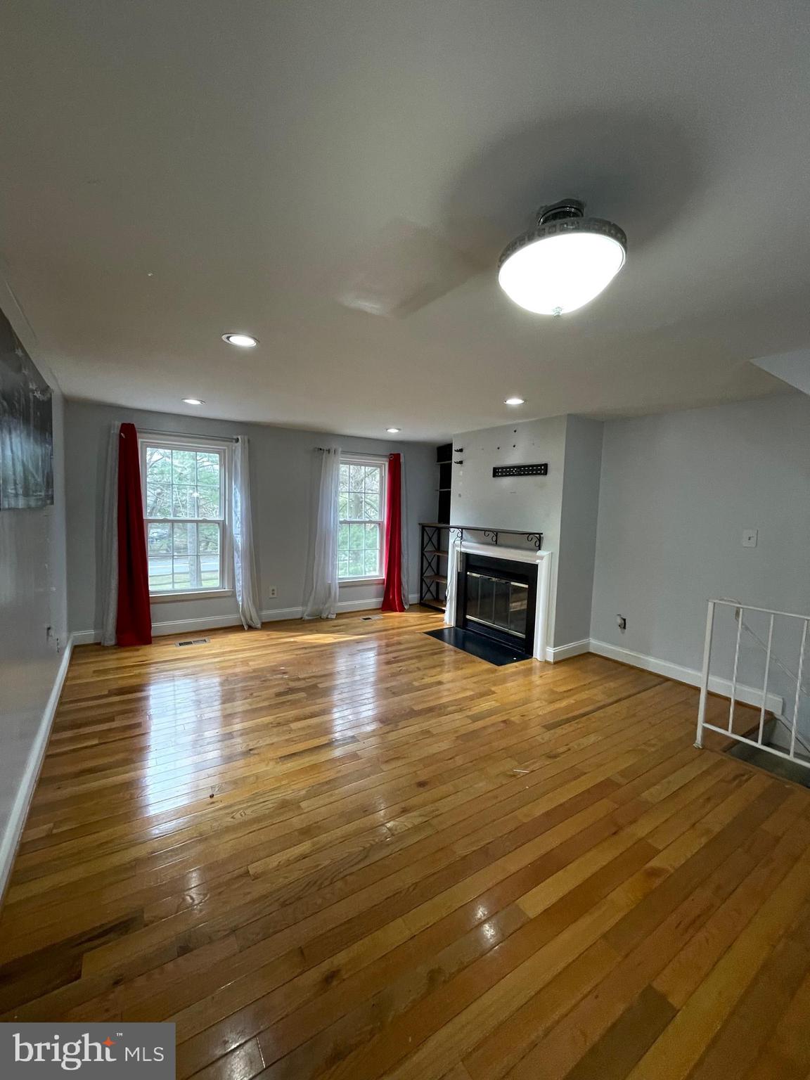 ESSEX PLACE - Residential