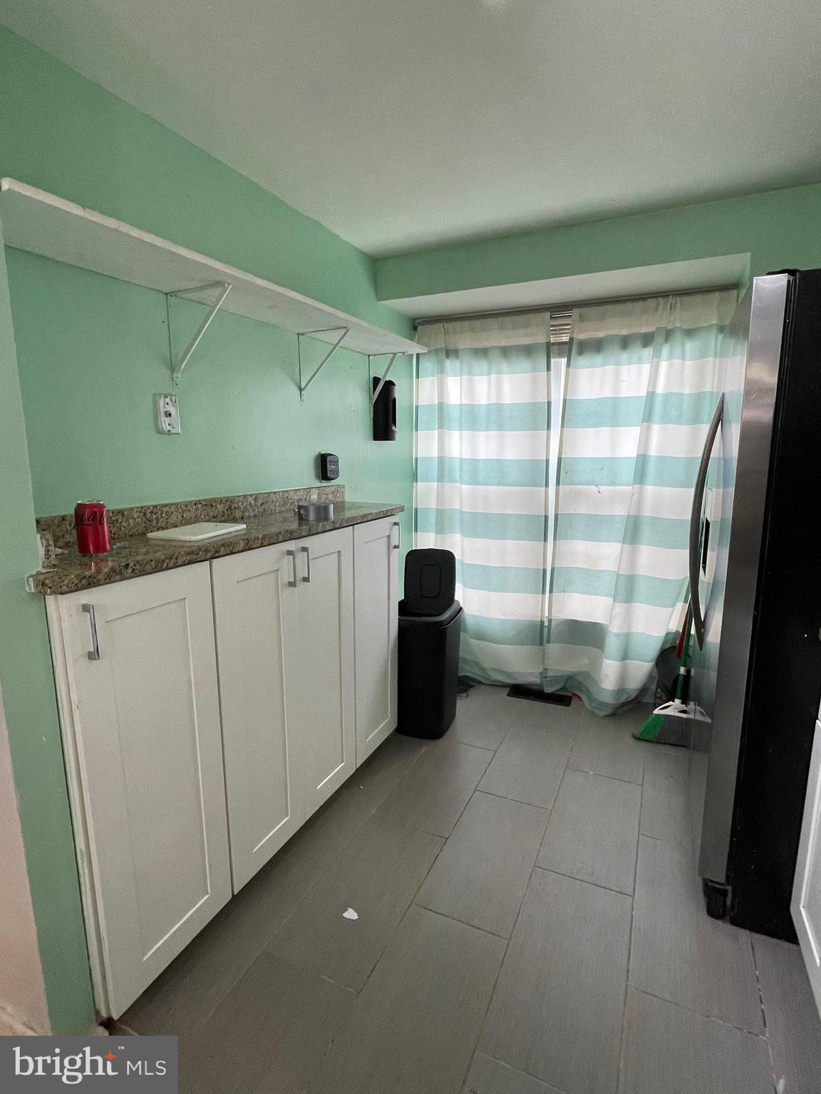 ESSEX PLACE - Residential