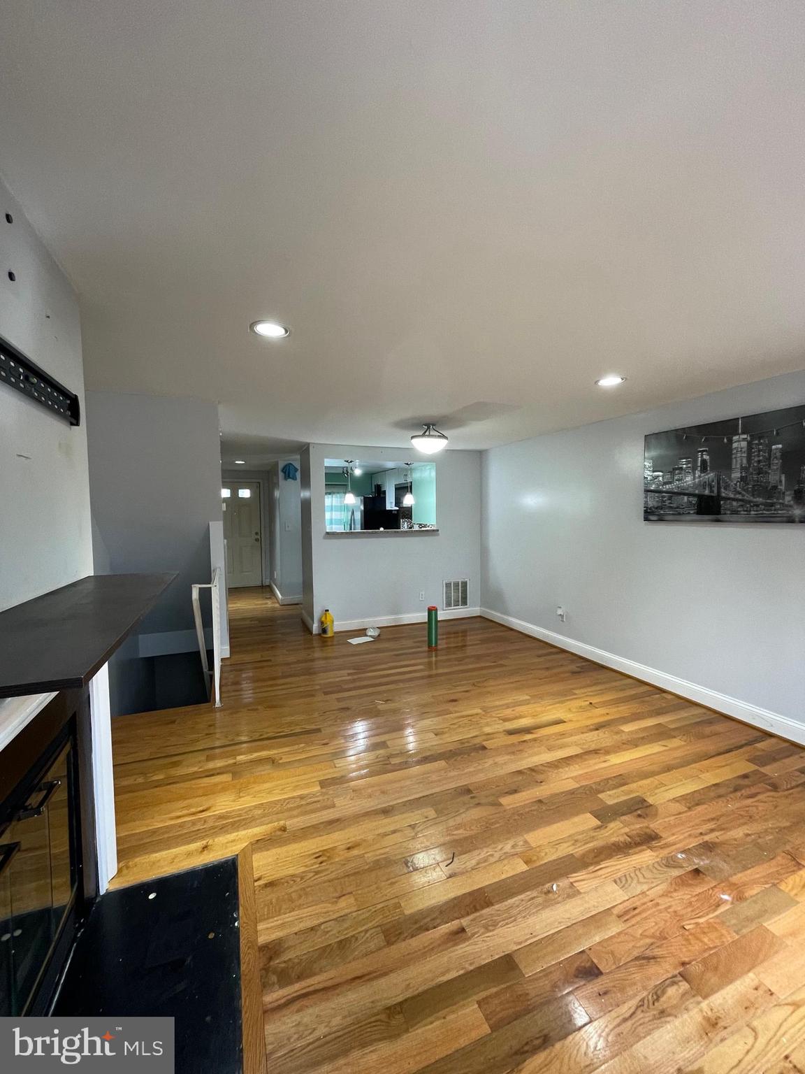 ESSEX PLACE - Residential