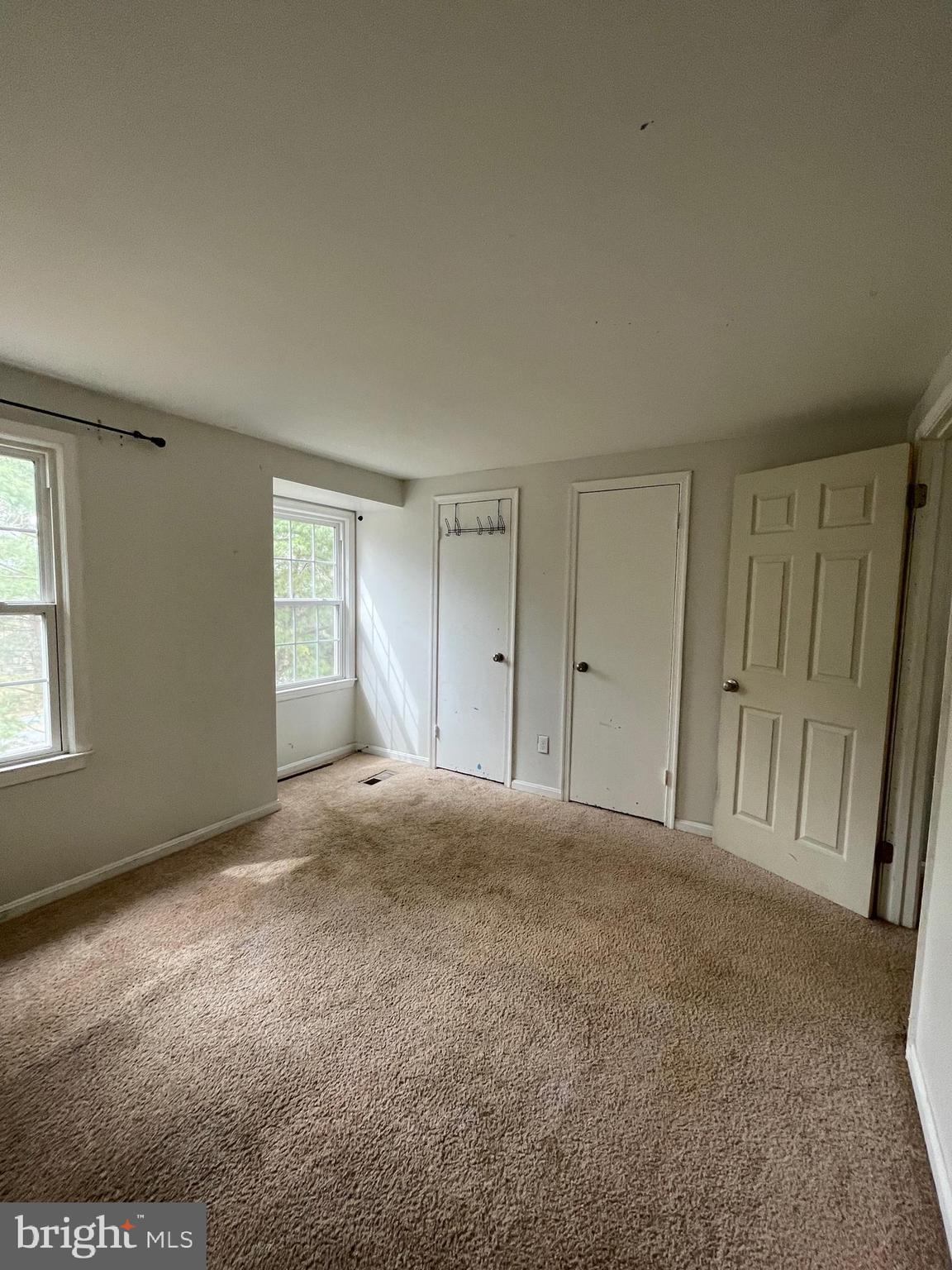 ESSEX PLACE - Residential