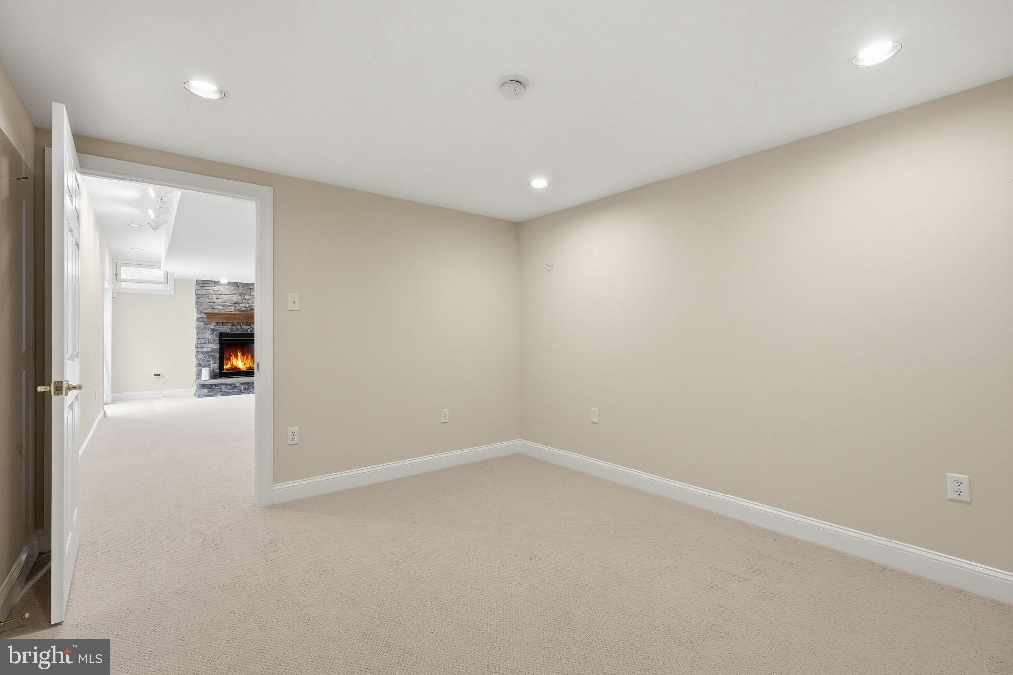 WESTTOWN CHASE - Residential