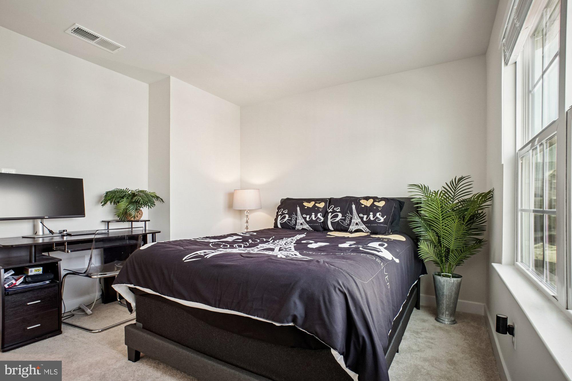 WESTPHALIA - Residential Lease