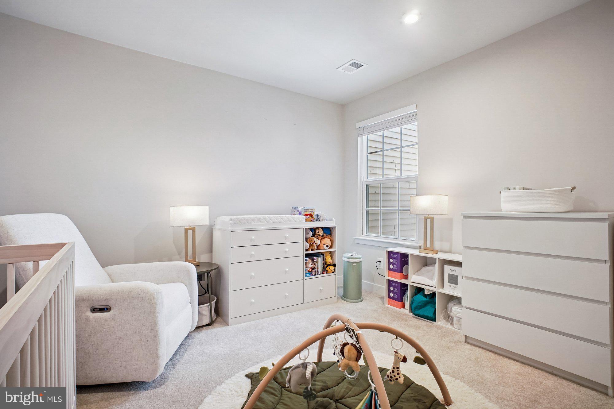 WESTPHALIA - Residential Lease