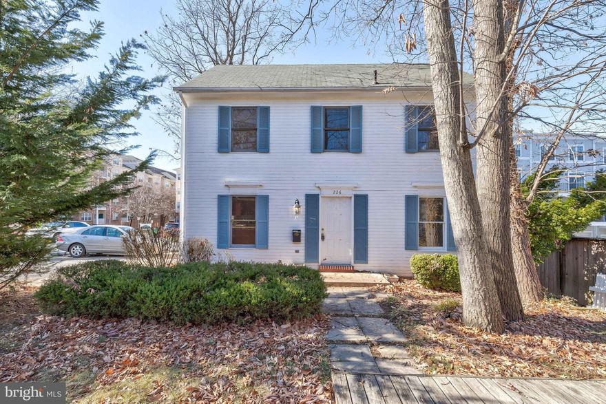 Charming 3 level Townhome with 4BR/3BA. Gourmet kitchen, gas fireplace, 2 car driveway, finished basement. Close to Lake Forest Mall, school and shops. Minutes to MARC, Metro, I-270 & 355. Pets allowed on a case by case basis with $500 security deposit and $100 per month pet rental. Apply online with RentSpree.