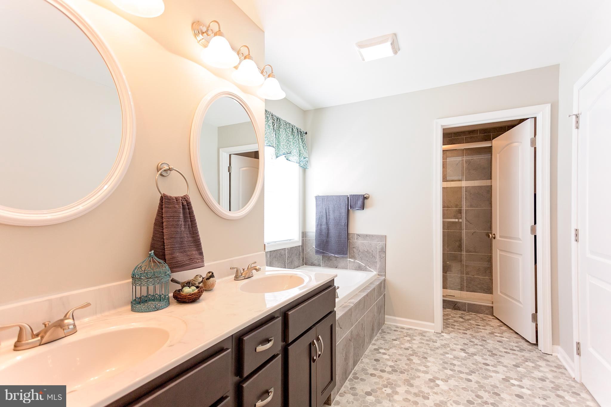 RED HILL - Residential