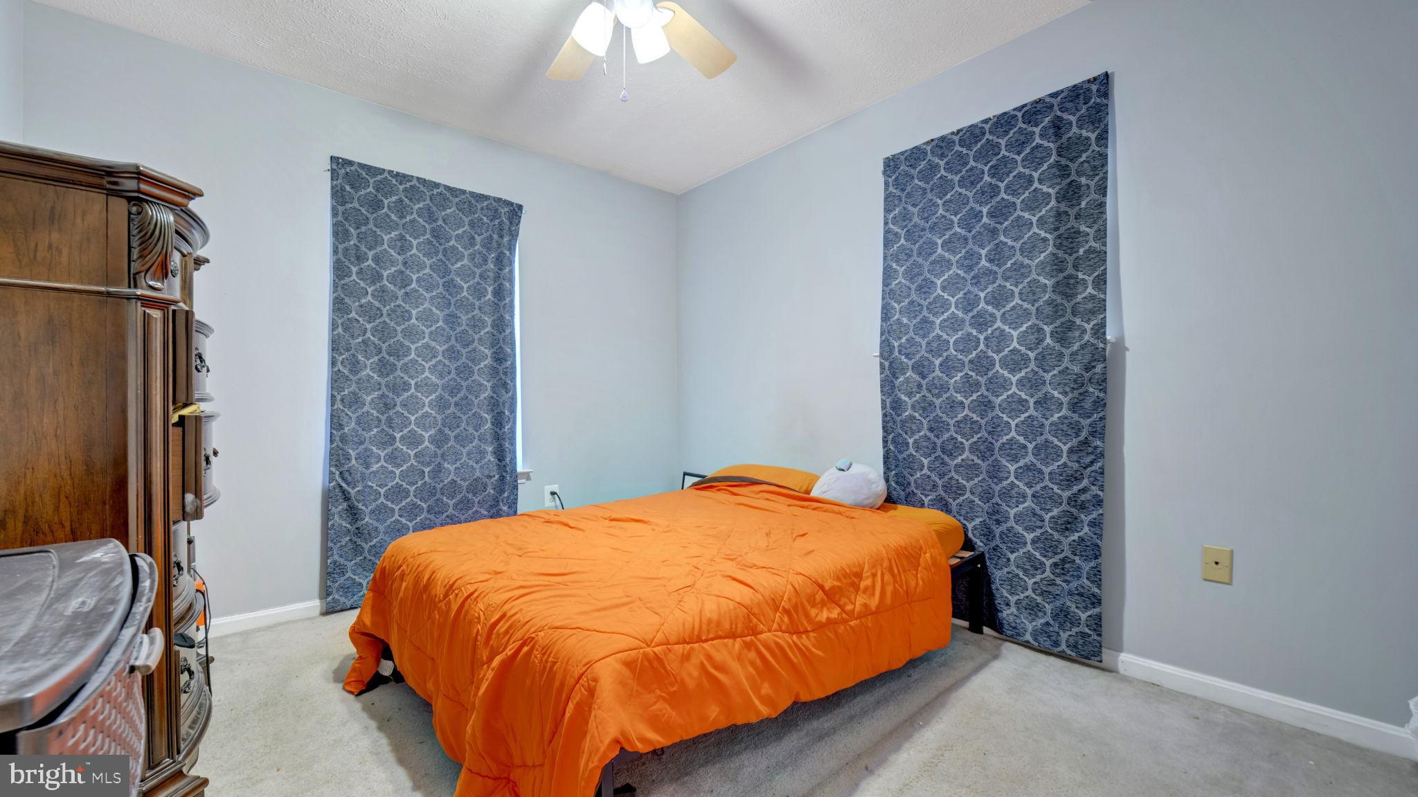 DORCHESTER - ST. CHARLES - Residential