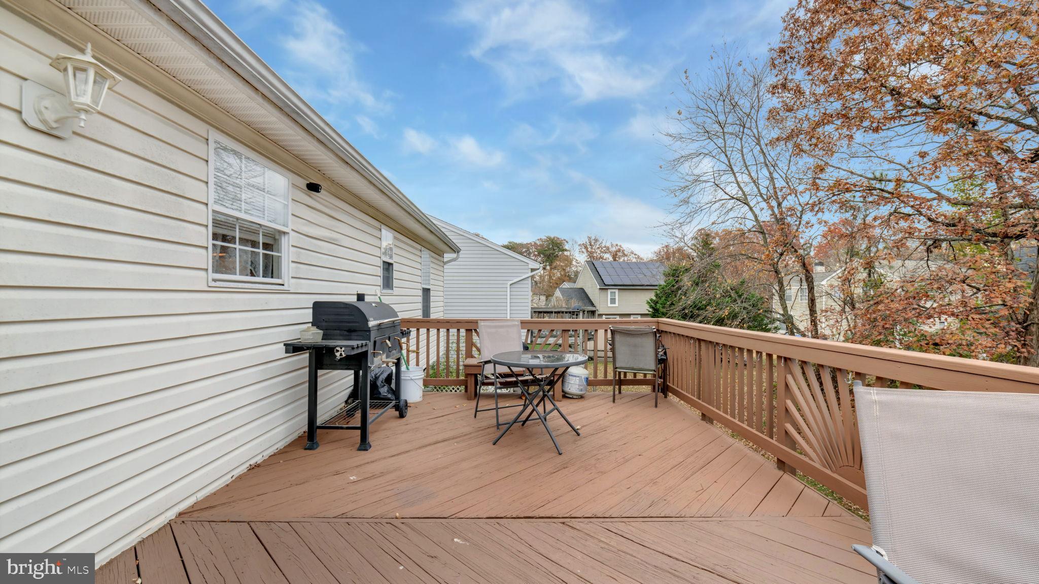 DORCHESTER - ST. CHARLES - Residential