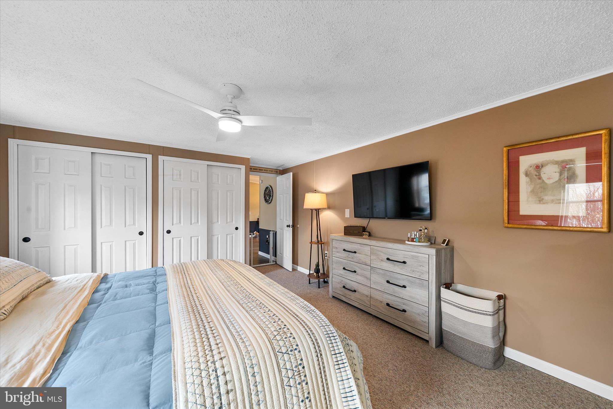 ANGOLA BEACH - Residential