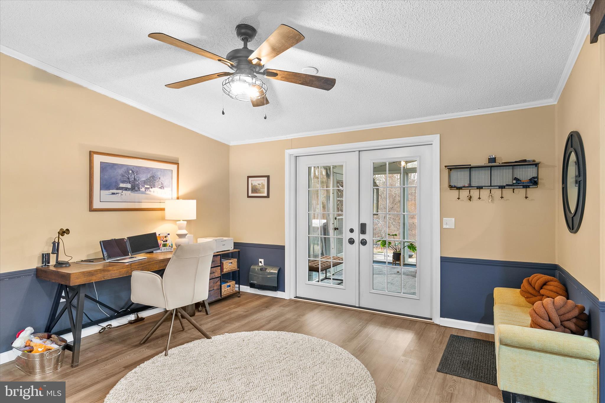 ANGOLA BEACH - Residential