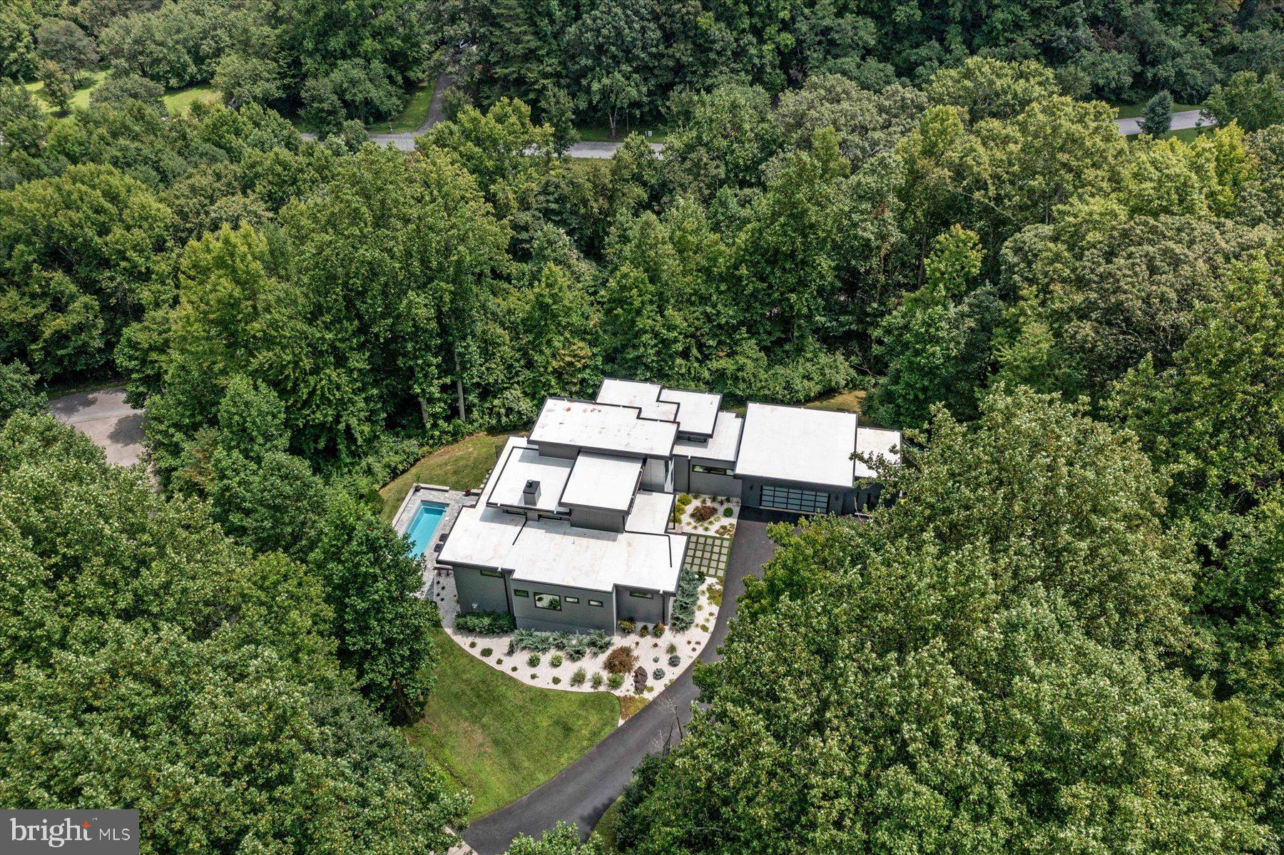 ATHLONE HILLS - Residential