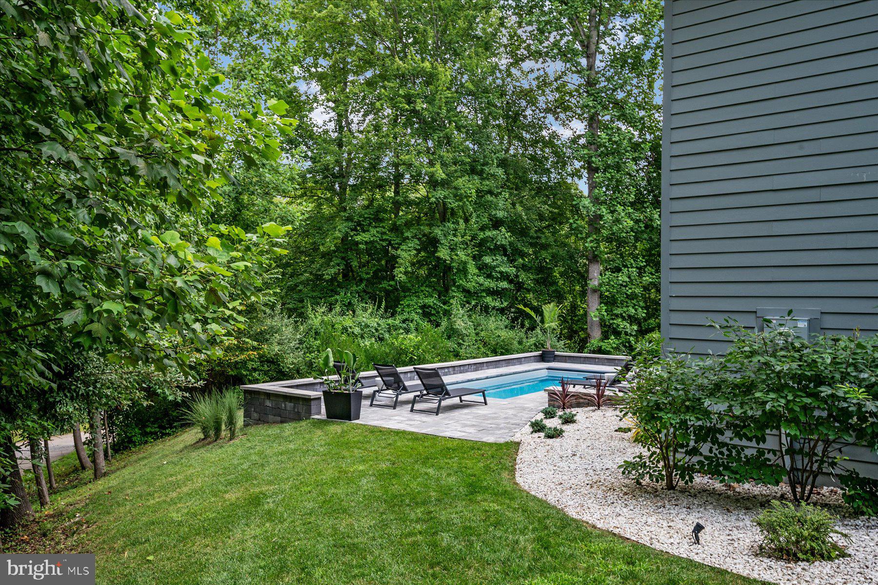 ATHLONE HILLS - Residential