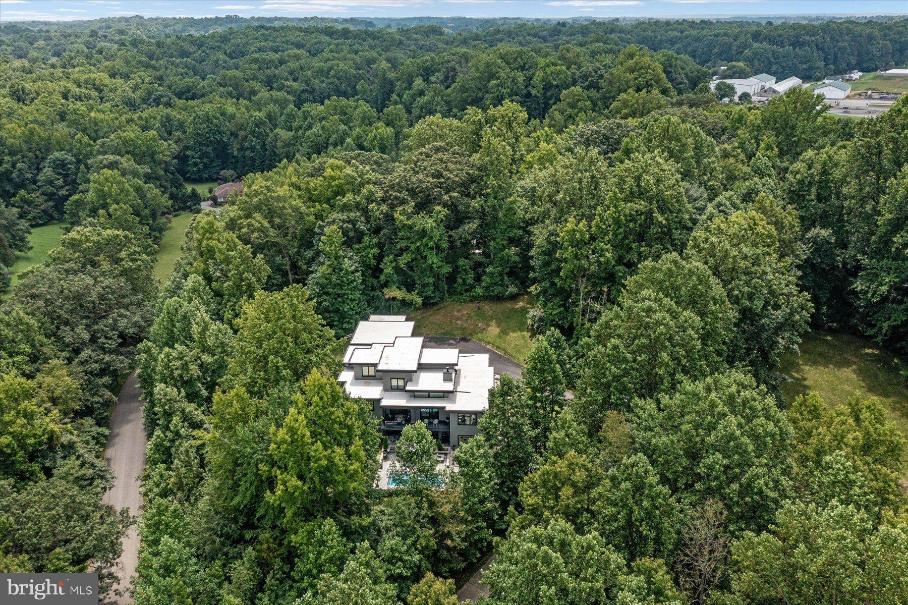 ATHLONE HILLS - Residential