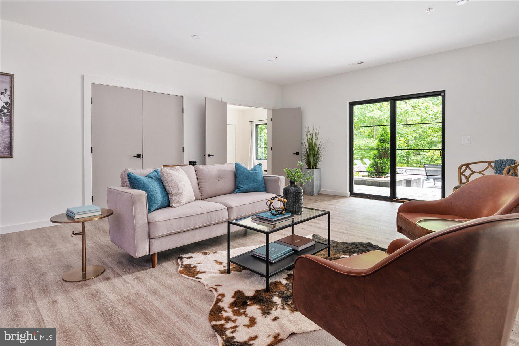 ATHLONE HILLS - Residential